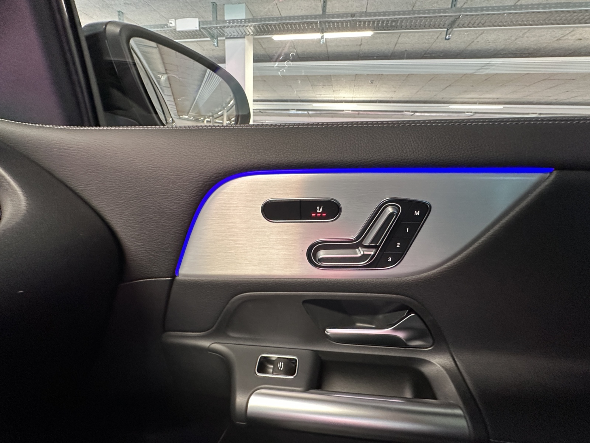 listing desktop thumbnail image 15