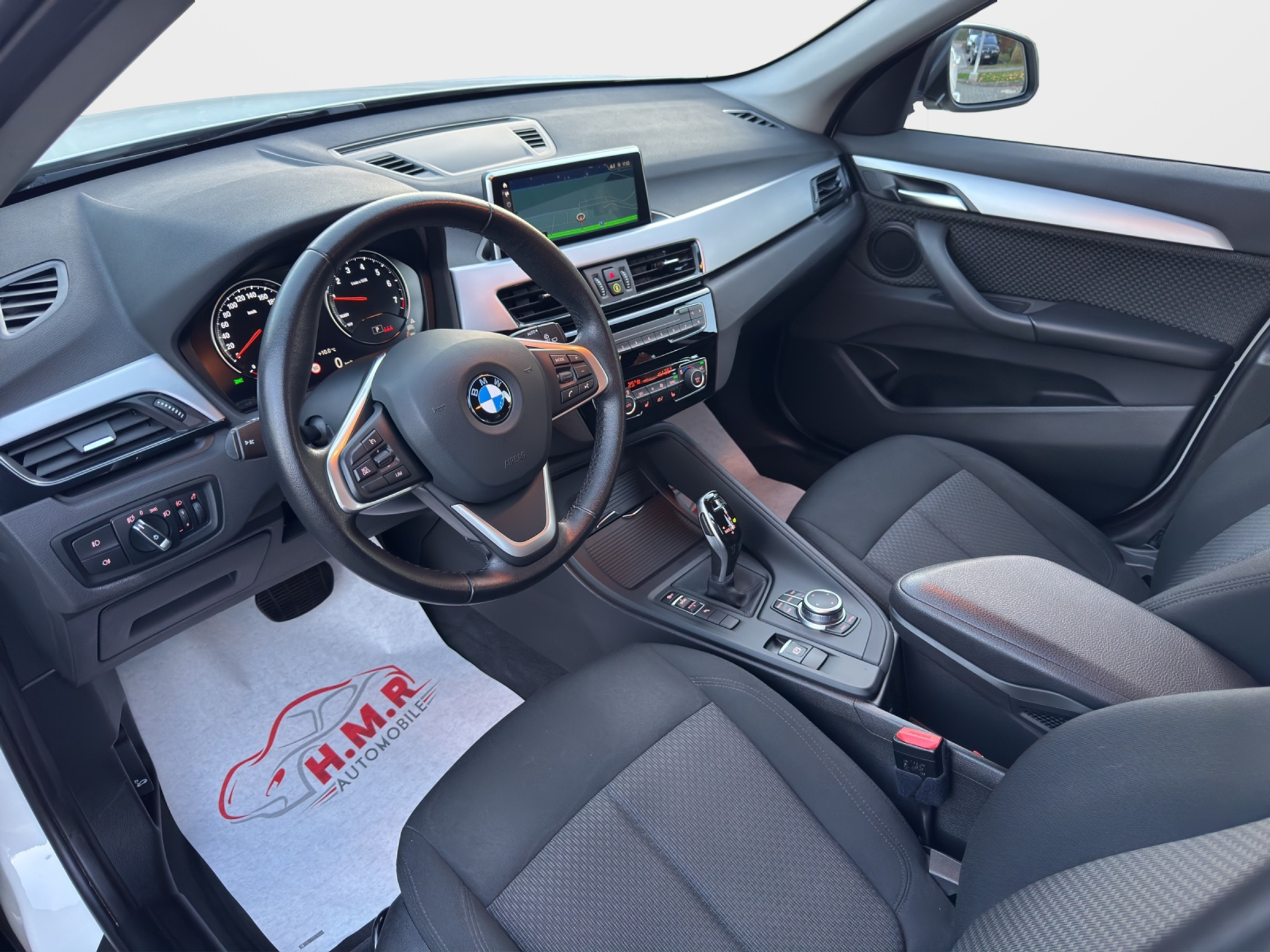 listing desktop thumbnail image 8