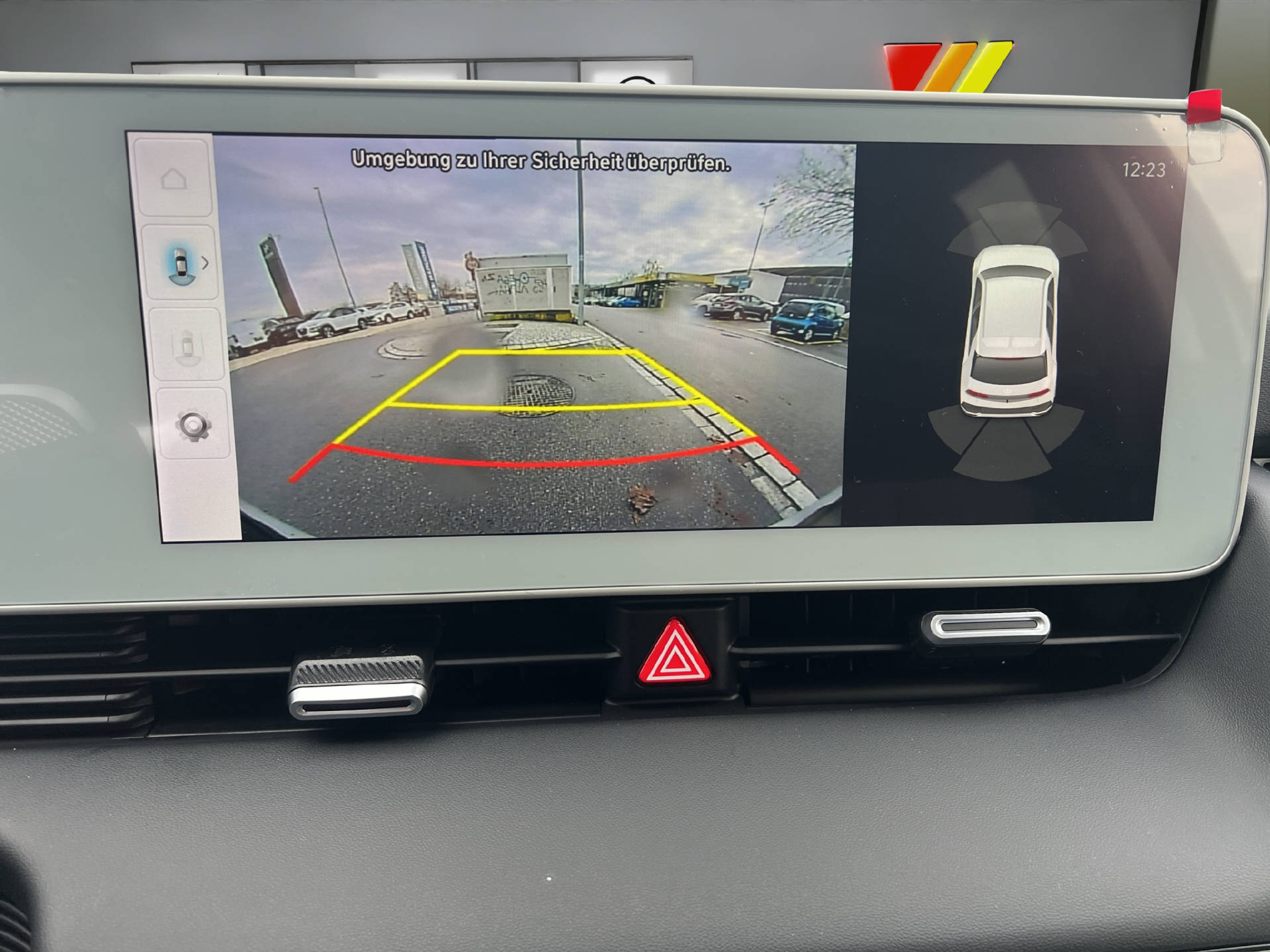 listing desktop thumbnail image 12