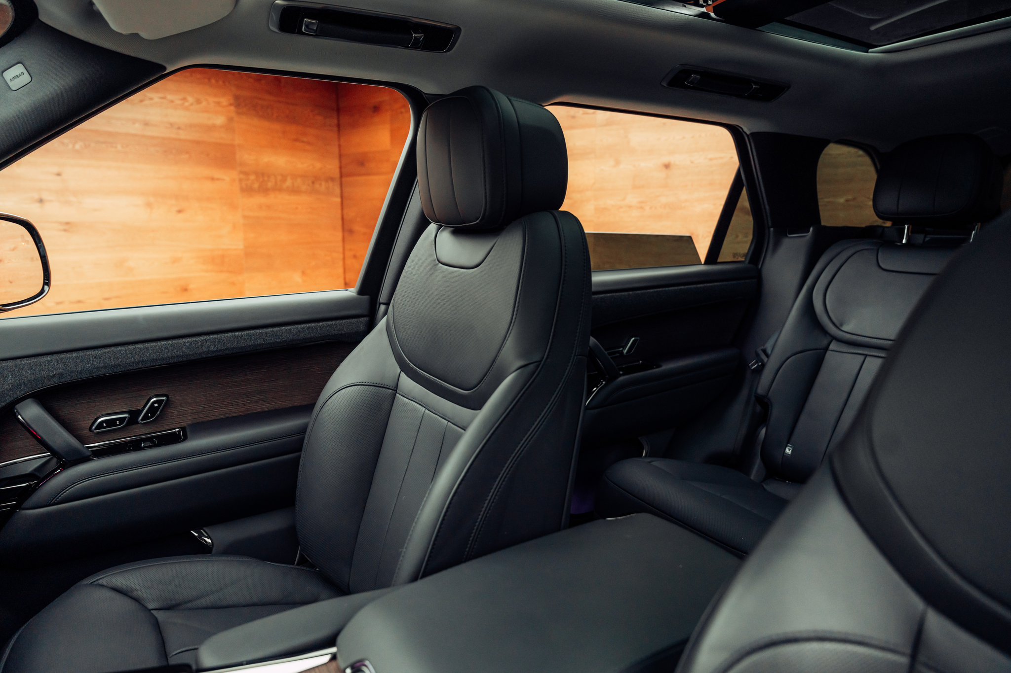 listing desktop thumbnail image 12