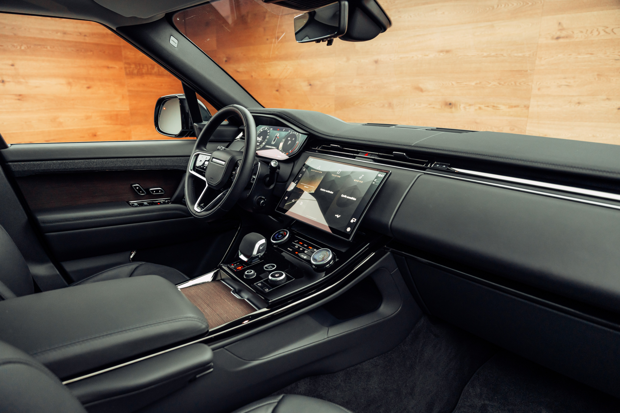 listing desktop thumbnail image 6