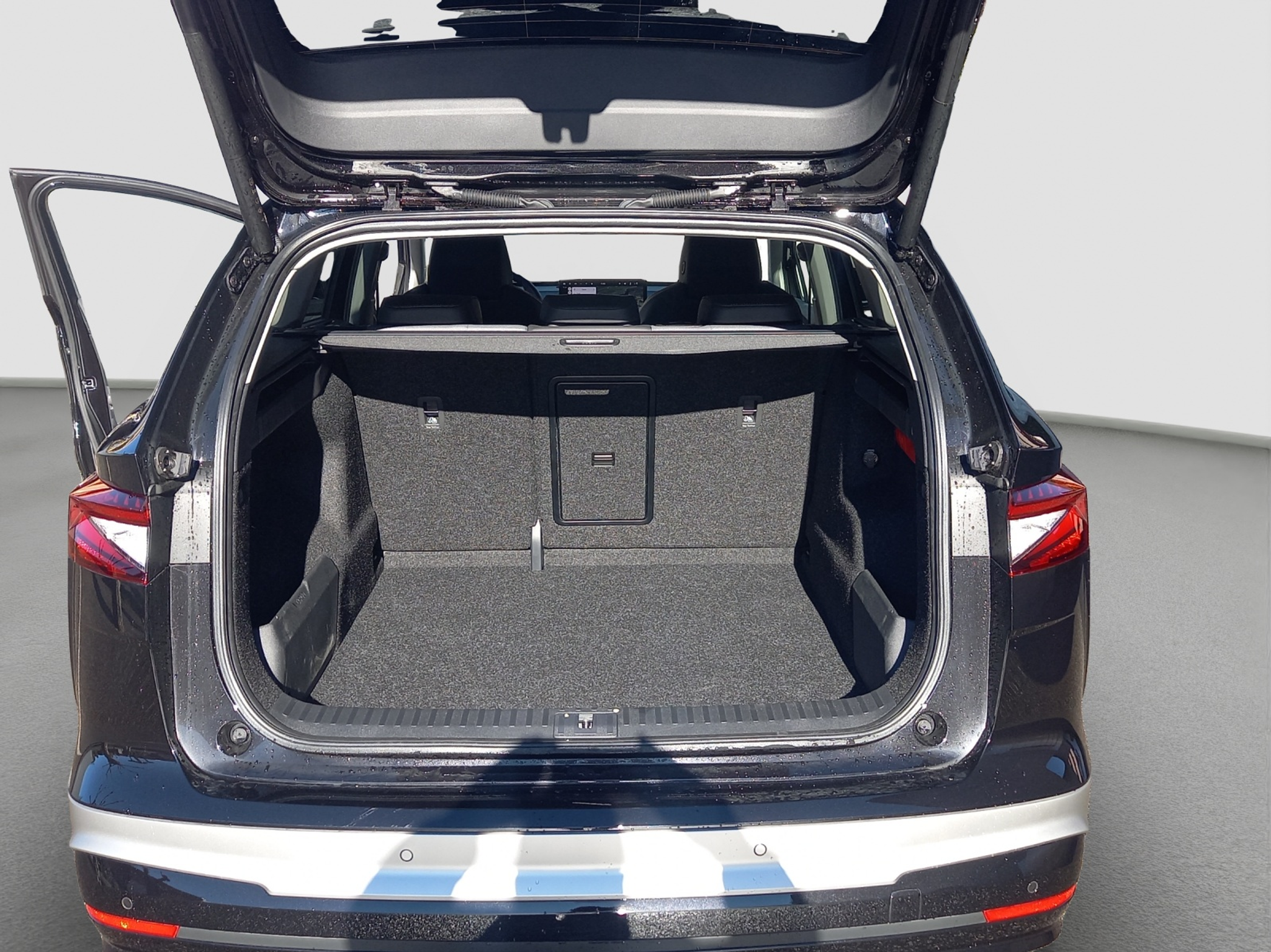 listing desktop thumbnail image 9