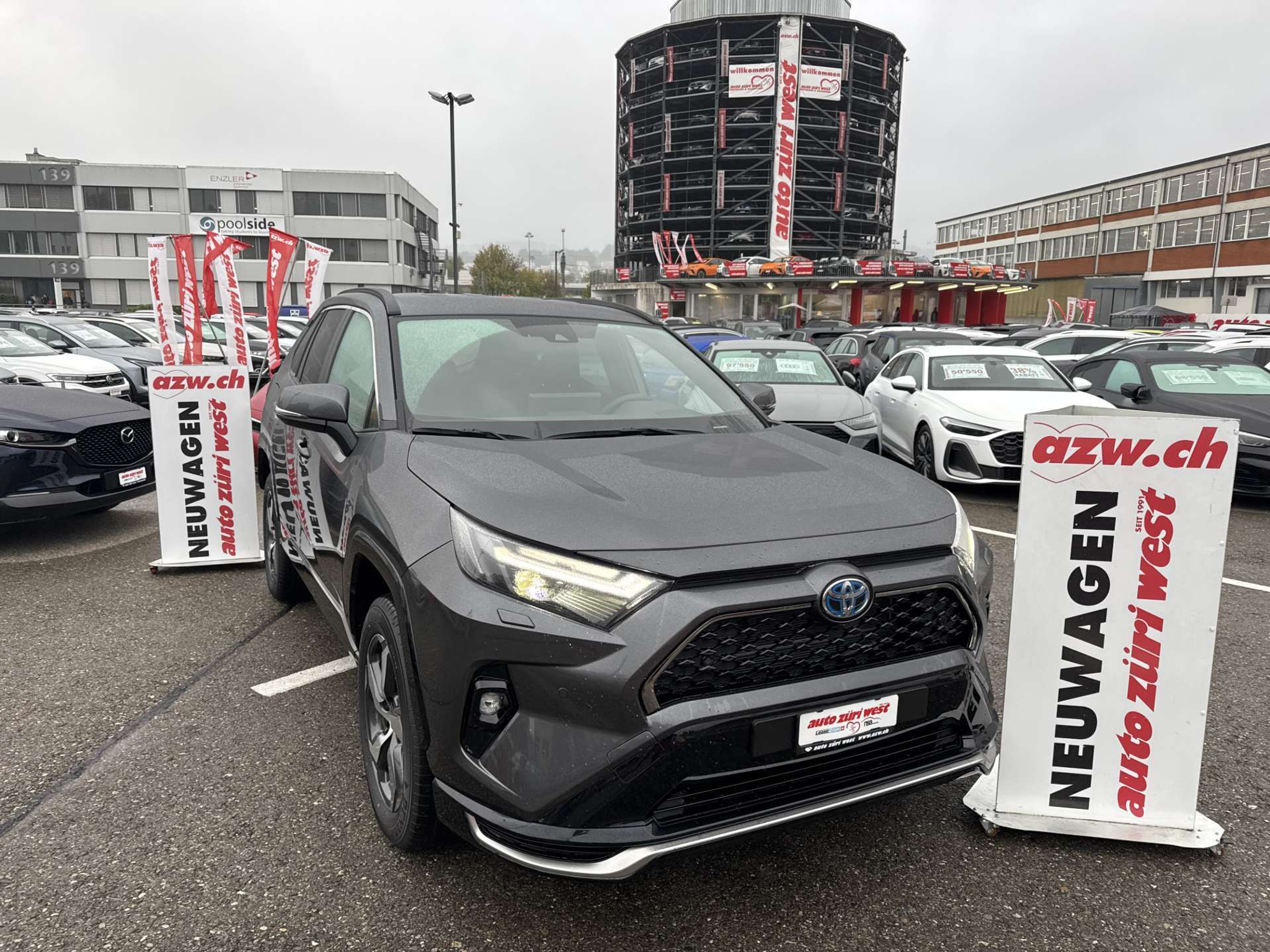 listing desktop thumbnail image 0