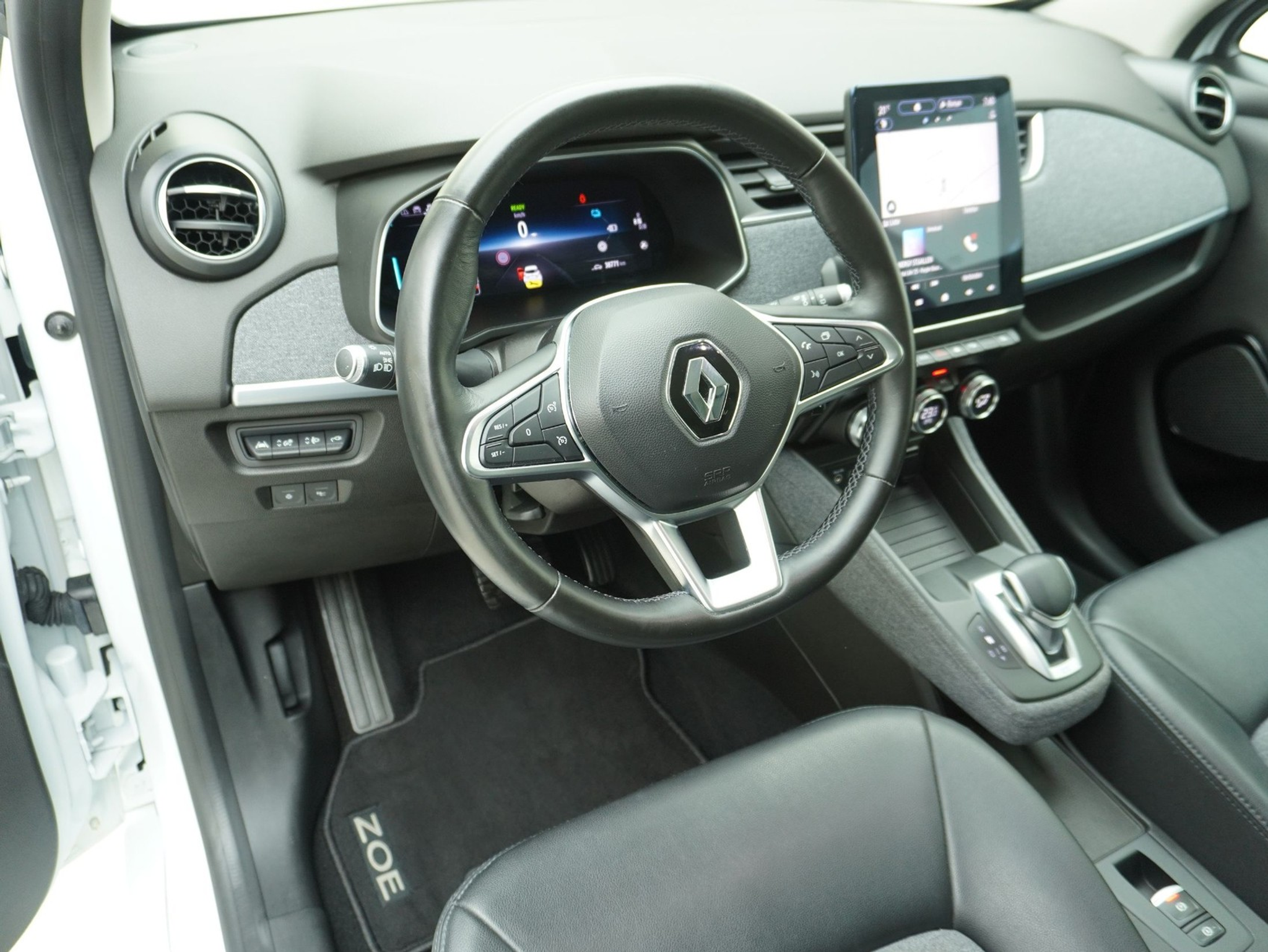 listing desktop thumbnail image 9