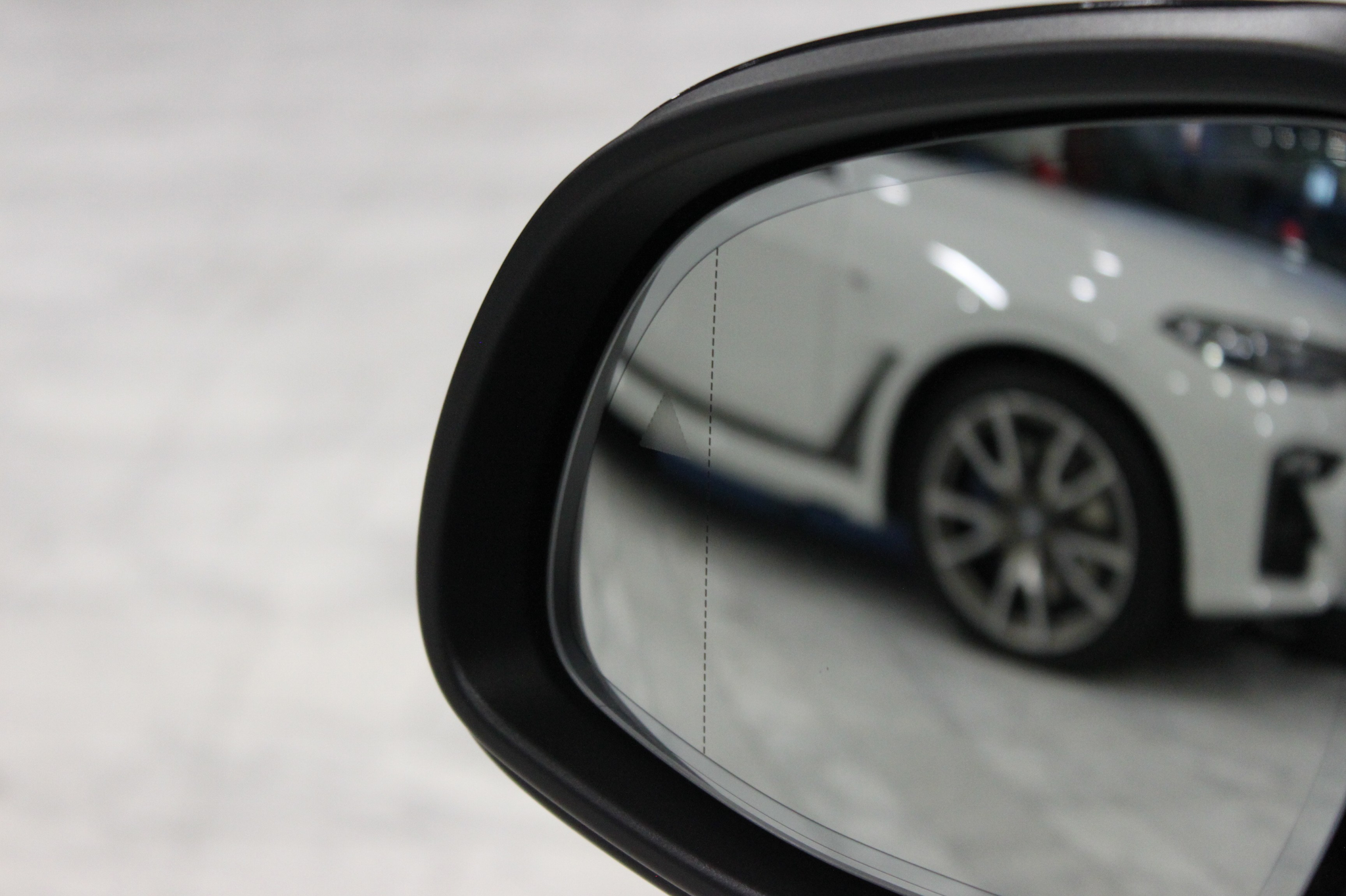 listing desktop thumbnail image 10