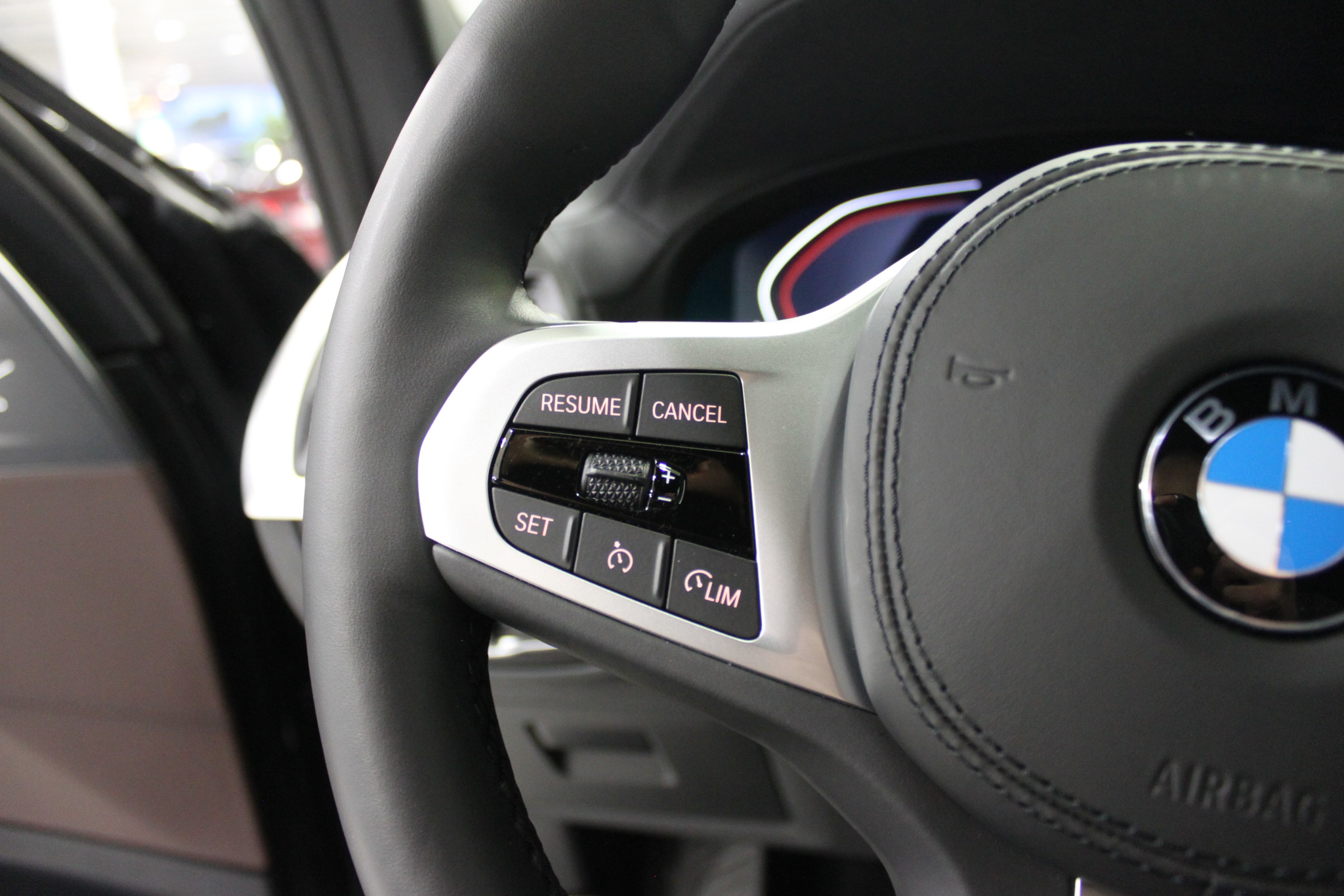 listing desktop thumbnail image 9