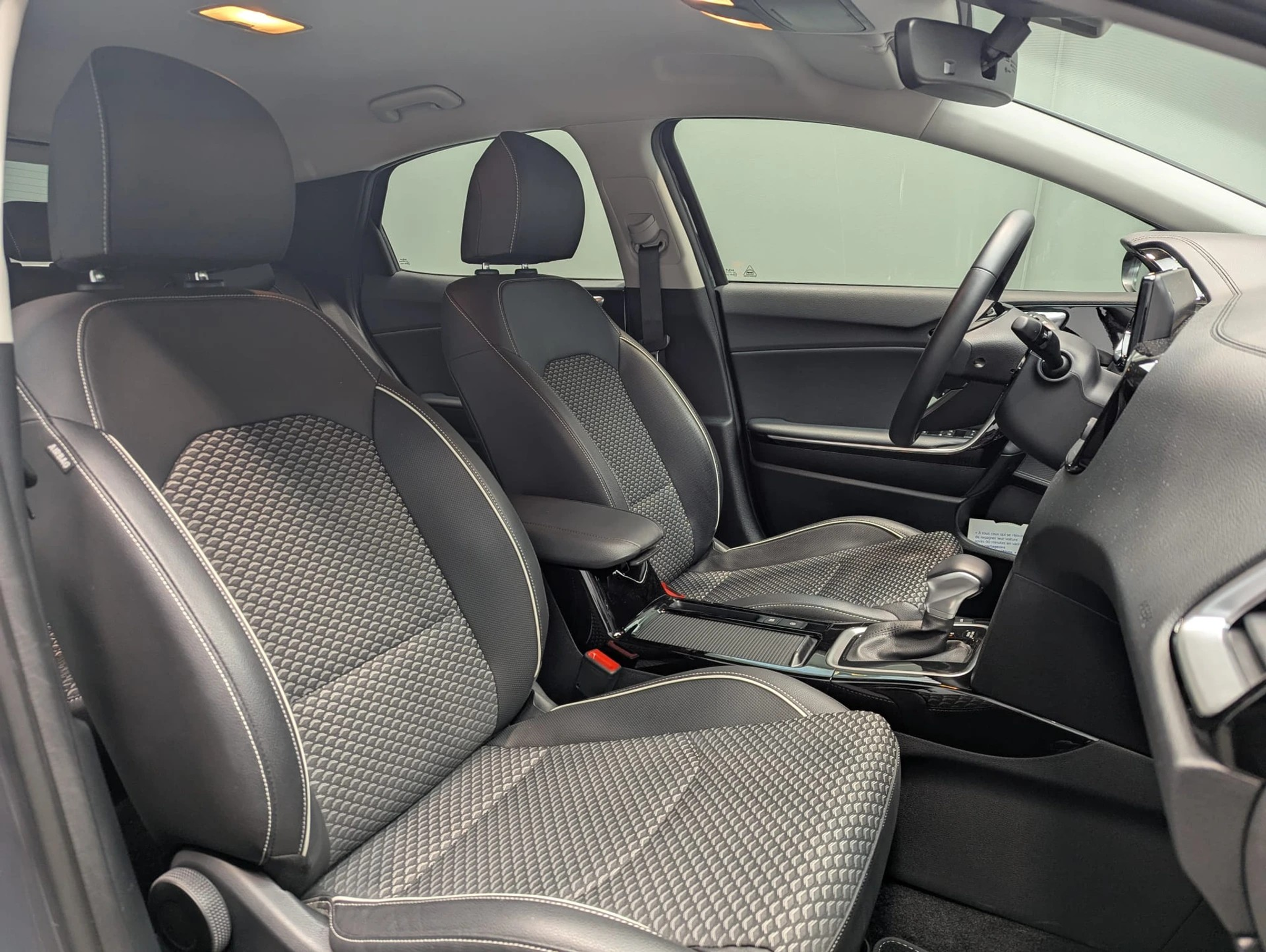 listing desktop thumbnail image 9