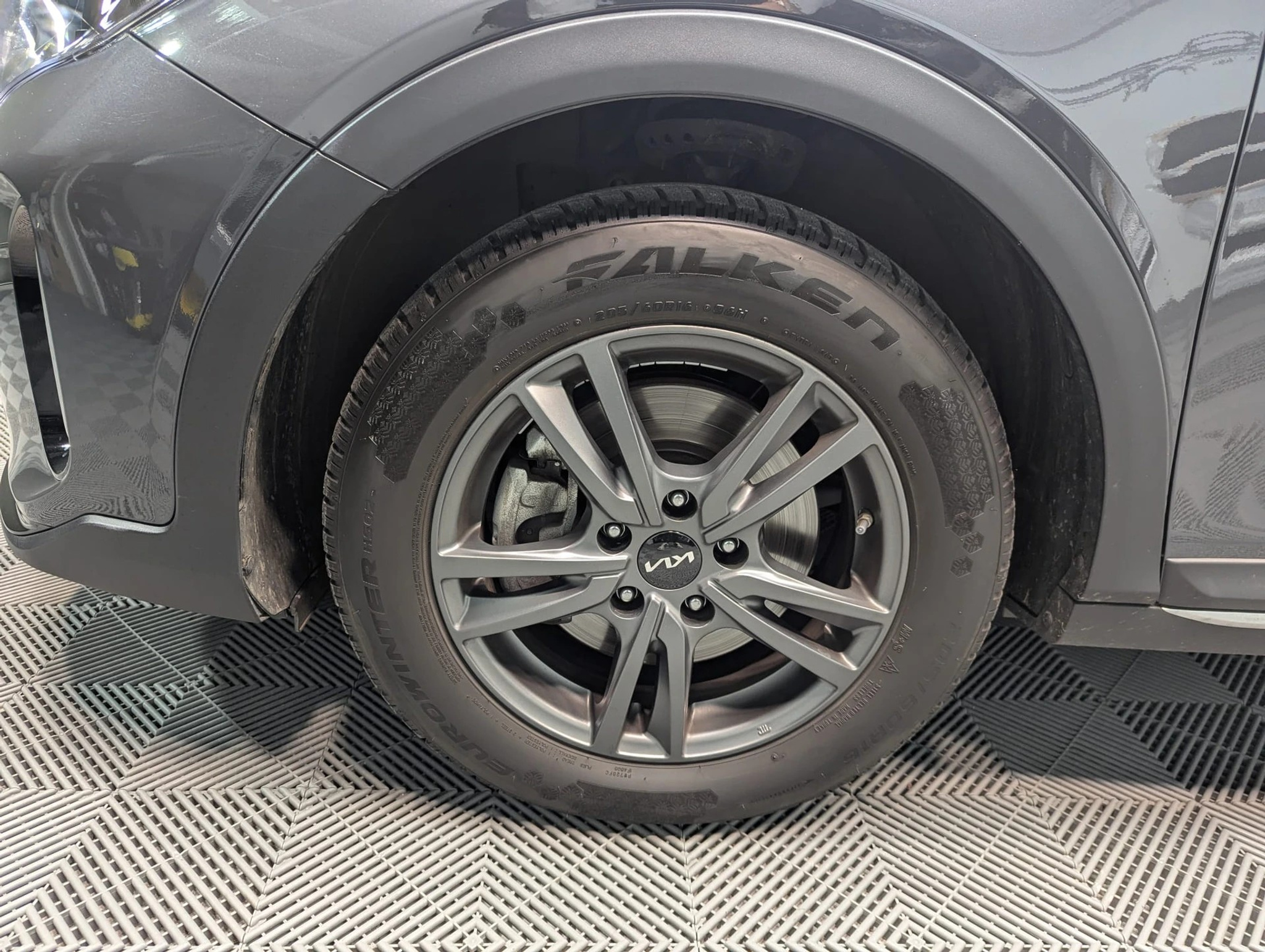 listing desktop thumbnail image 24