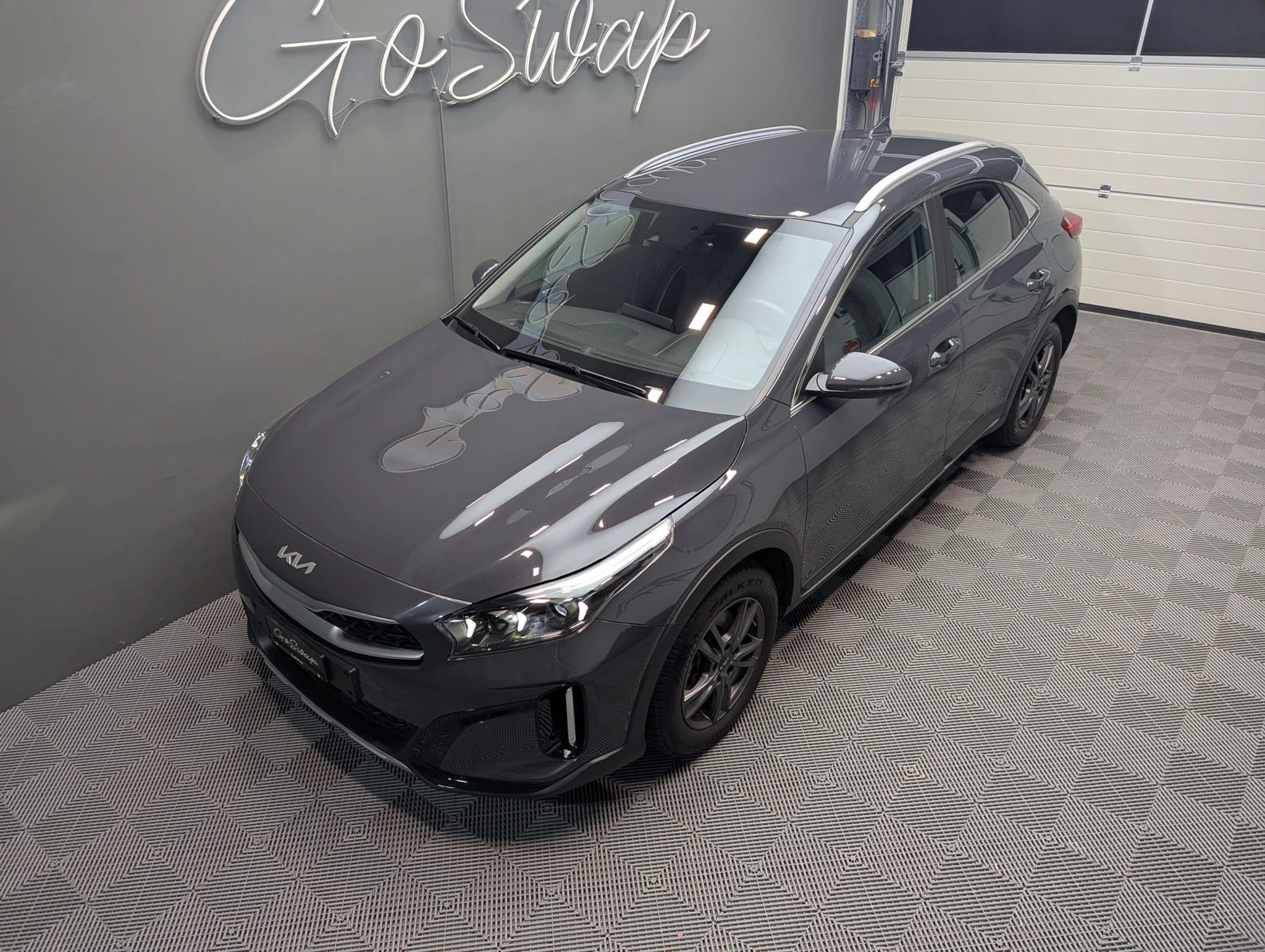 listing desktop thumbnail image 5