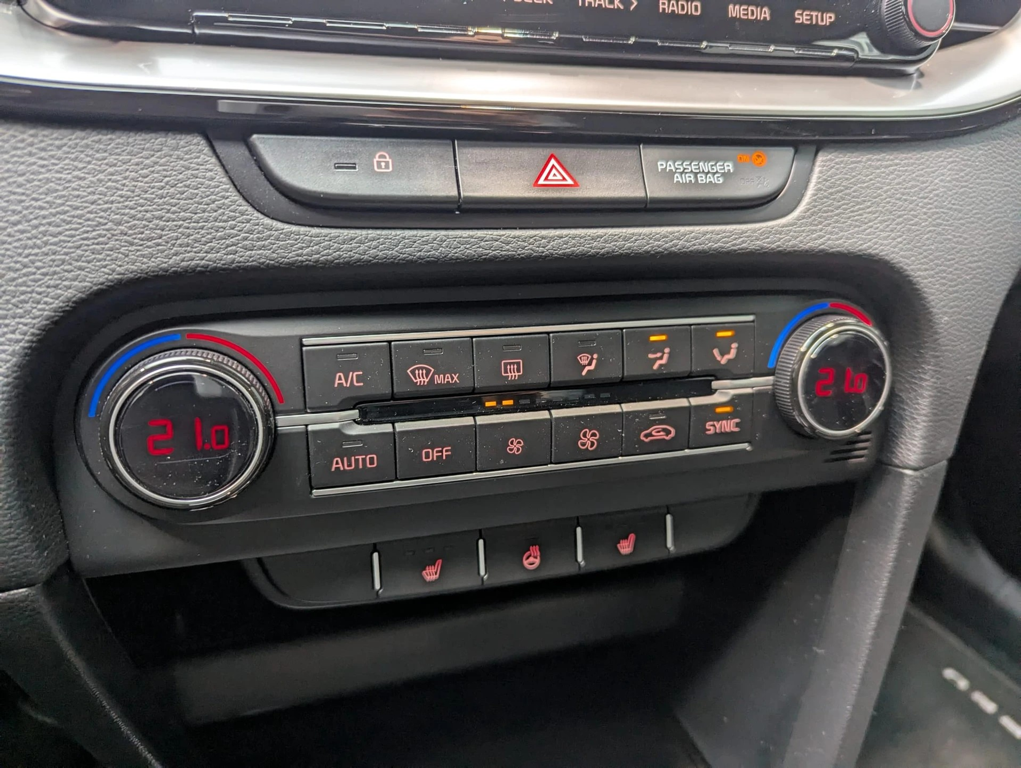 listing desktop thumbnail image 16