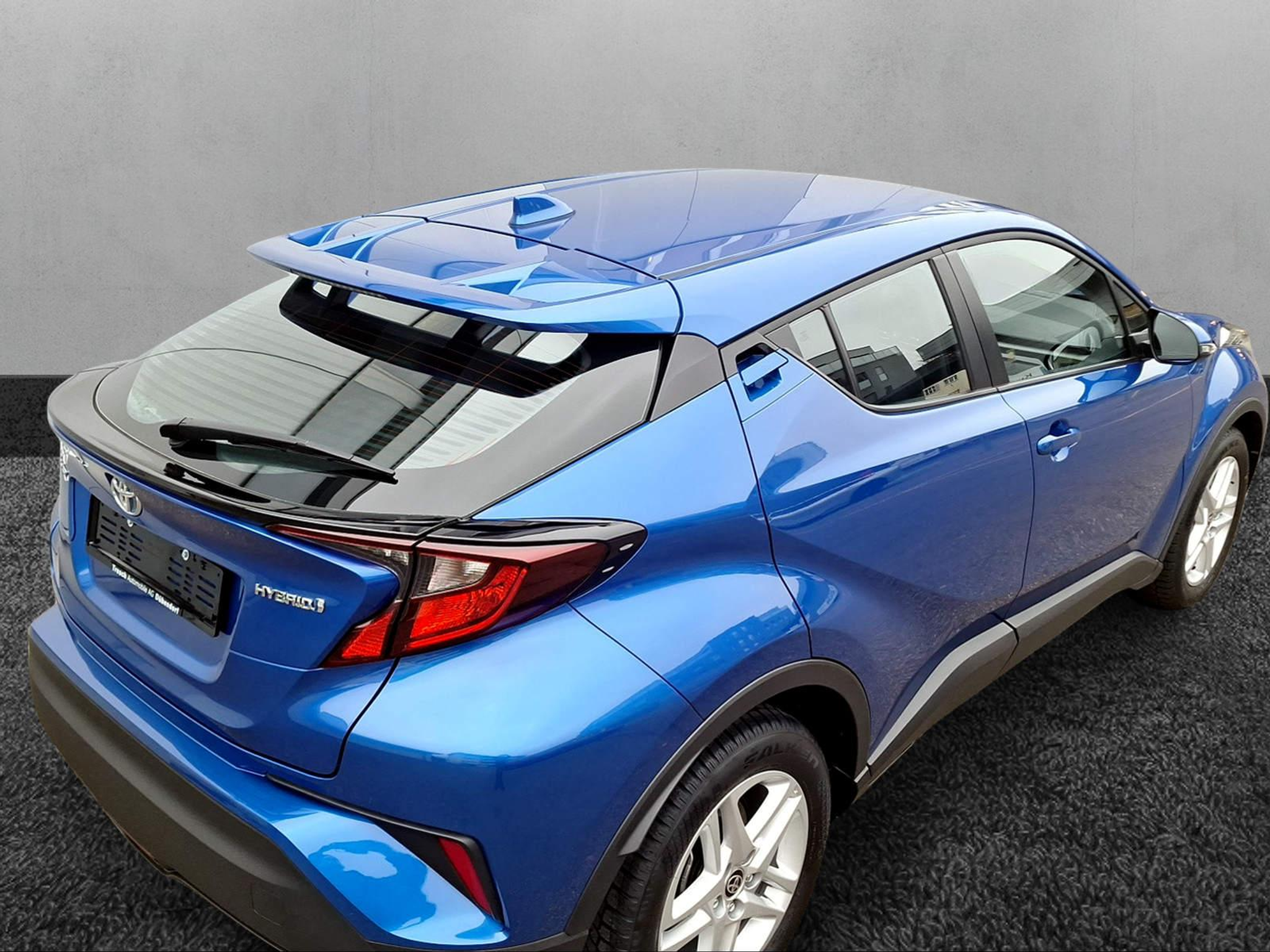 listing desktop thumbnail image 4