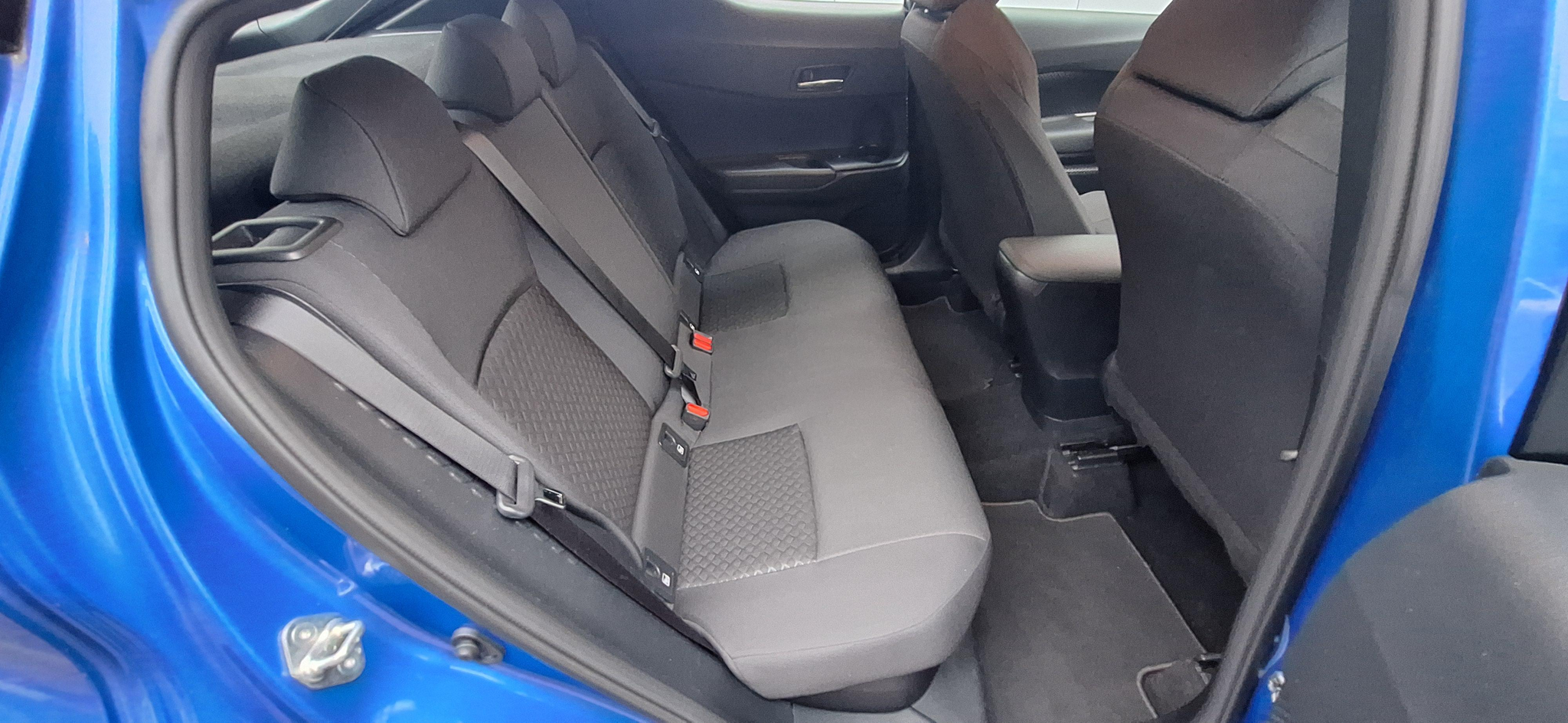 listing desktop thumbnail image 7