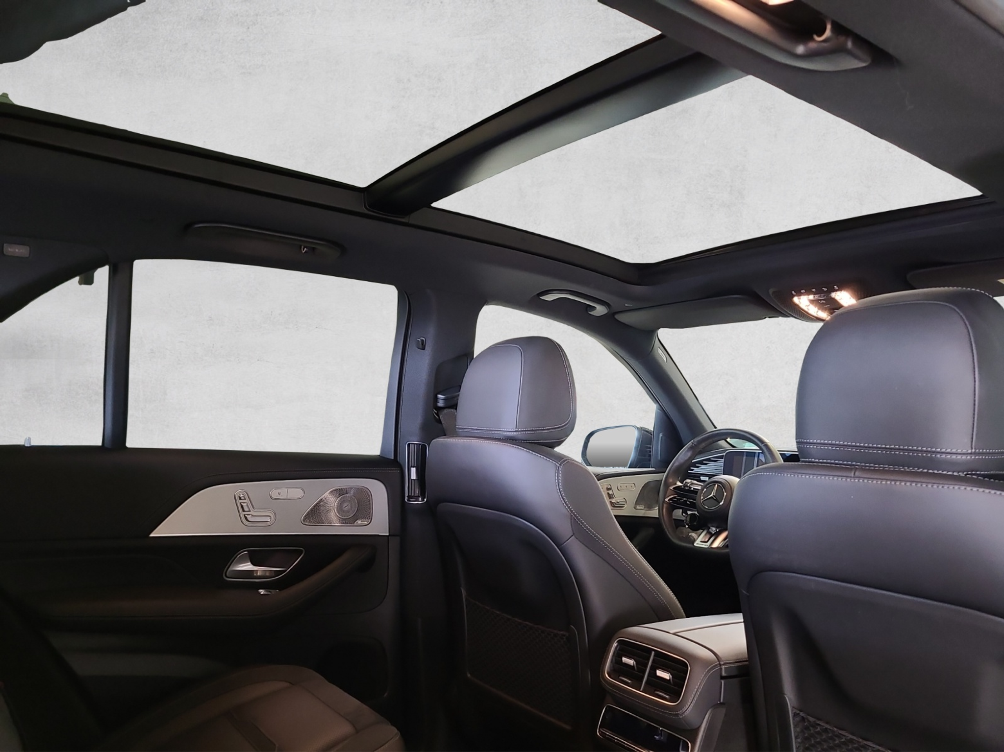 listing desktop thumbnail image 14