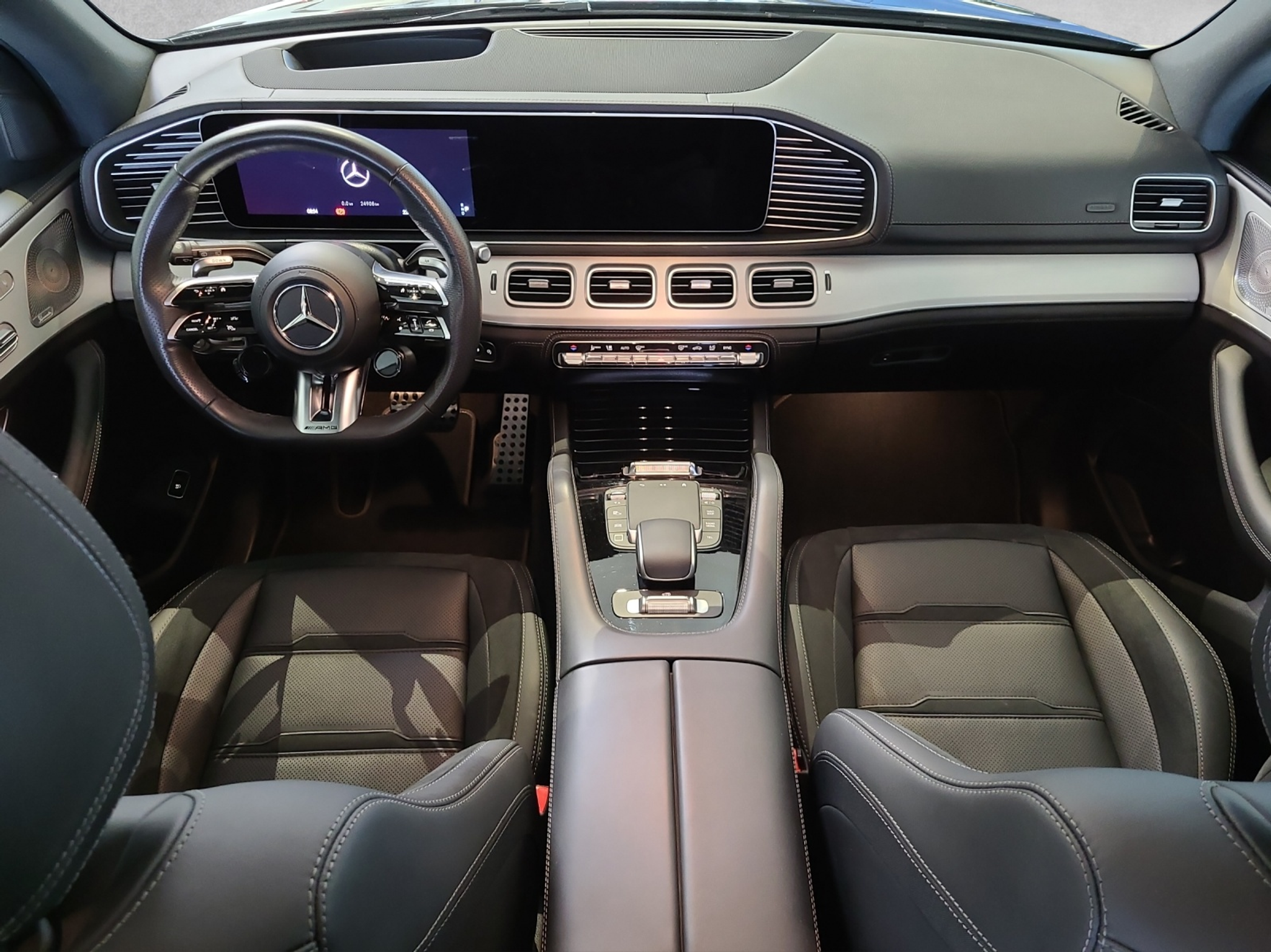 listing desktop thumbnail image 11