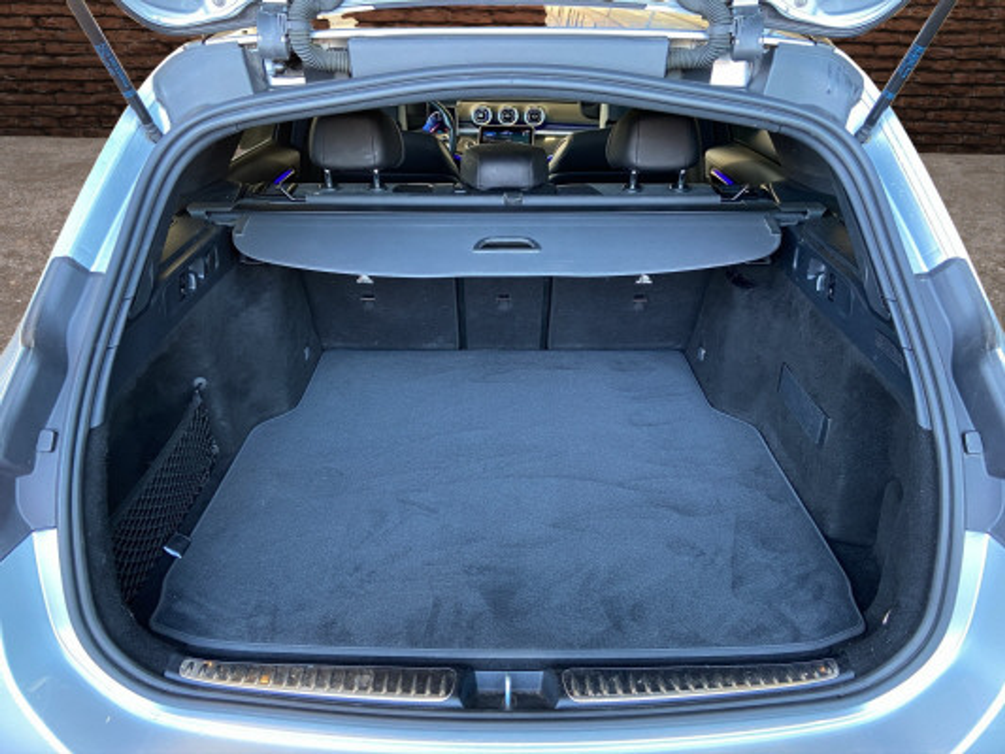 listing desktop thumbnail image 7