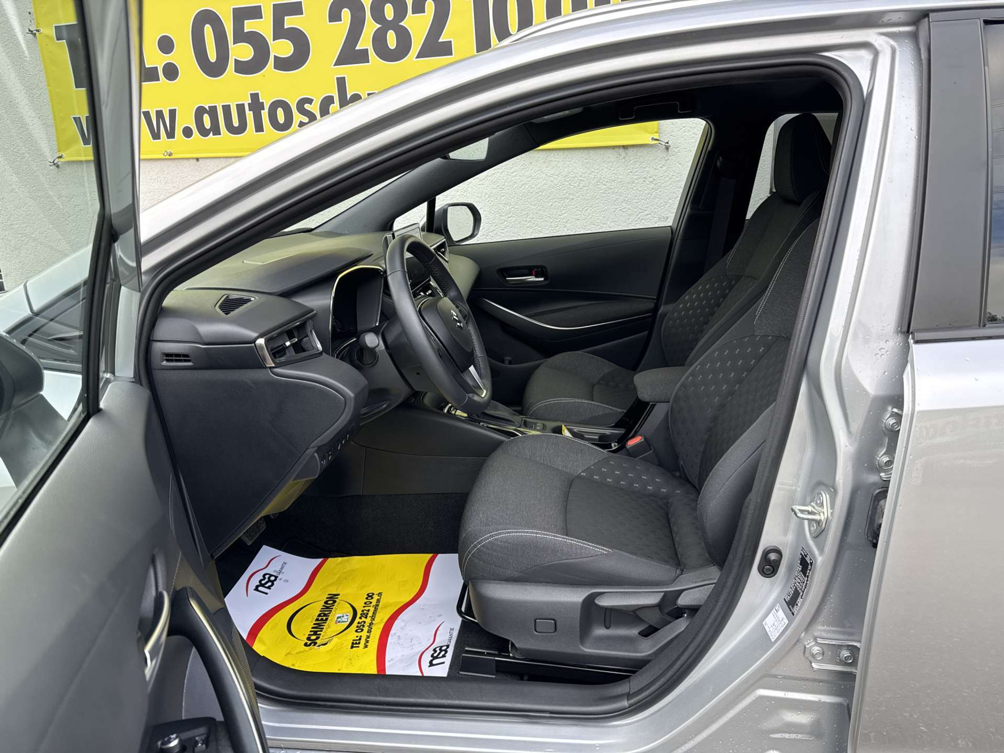 listing desktop thumbnail image 6