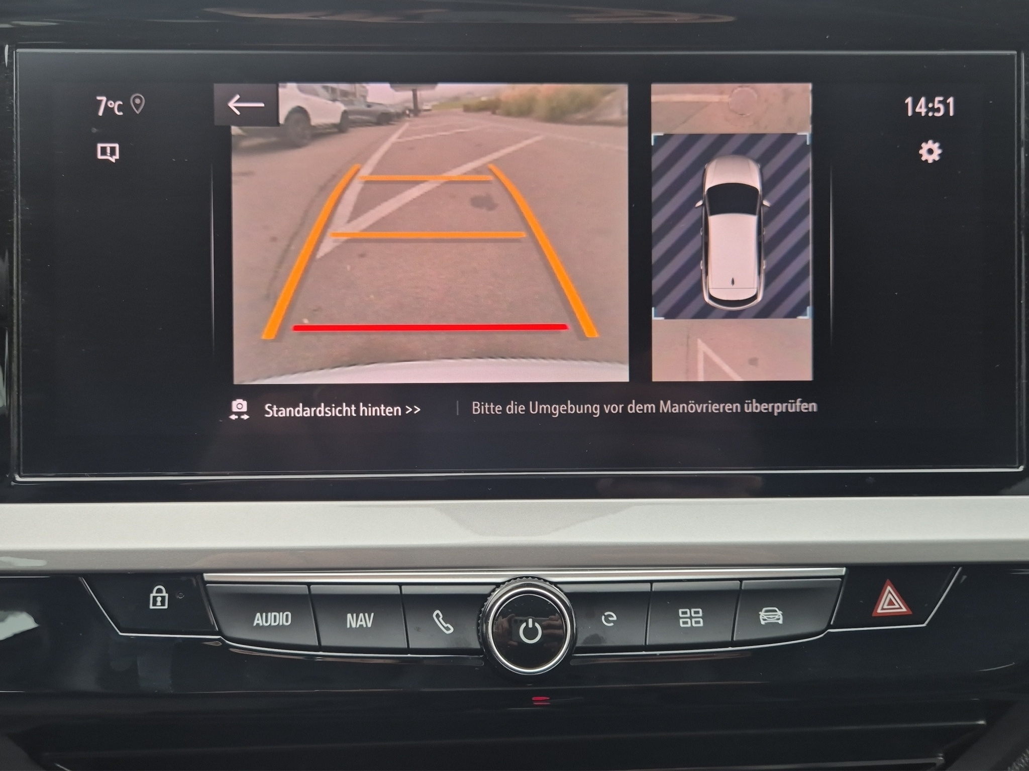 listing desktop thumbnail image 19