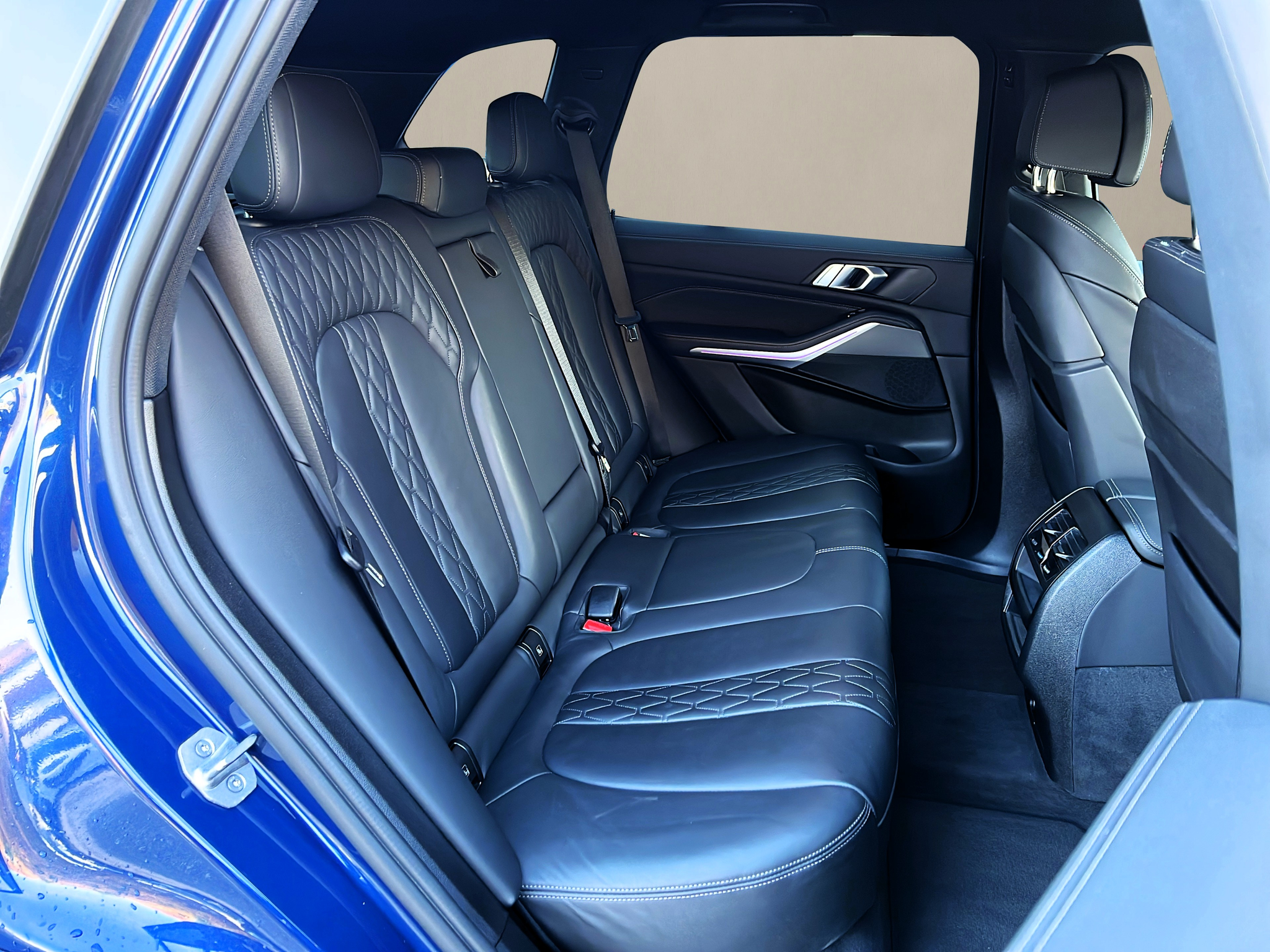 listing desktop thumbnail image 14