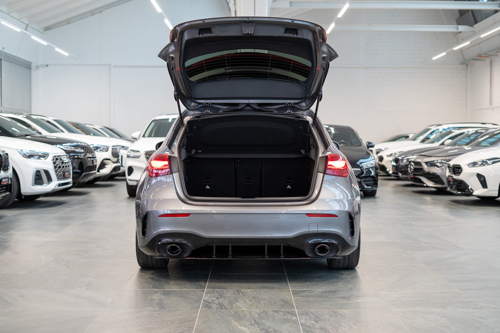 listing desktop thumbnail image 5