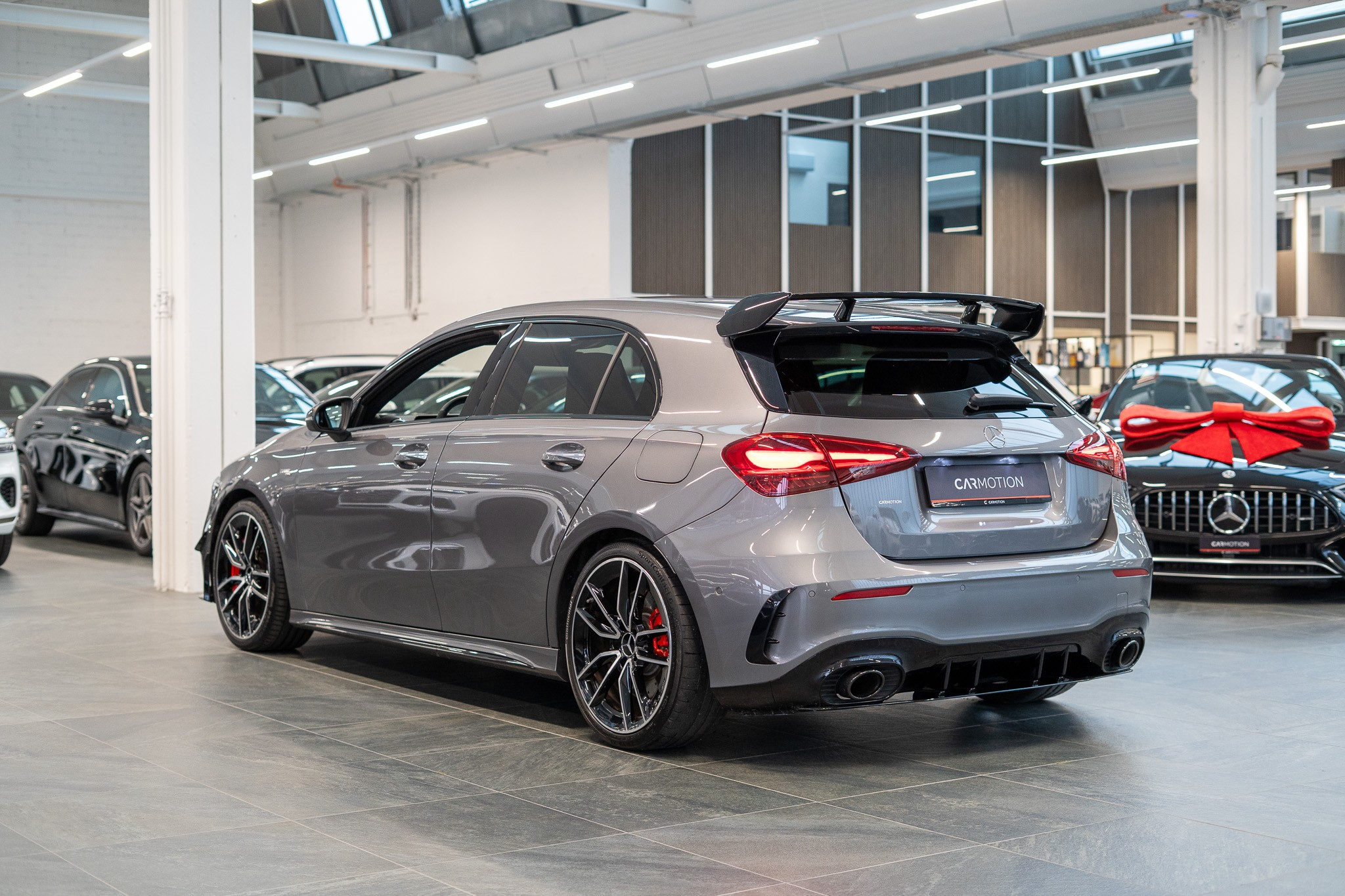 listing desktop thumbnail image 6