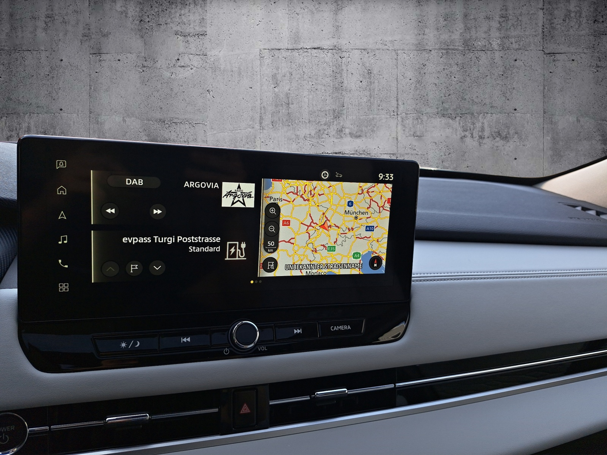 listing desktop thumbnail image 12