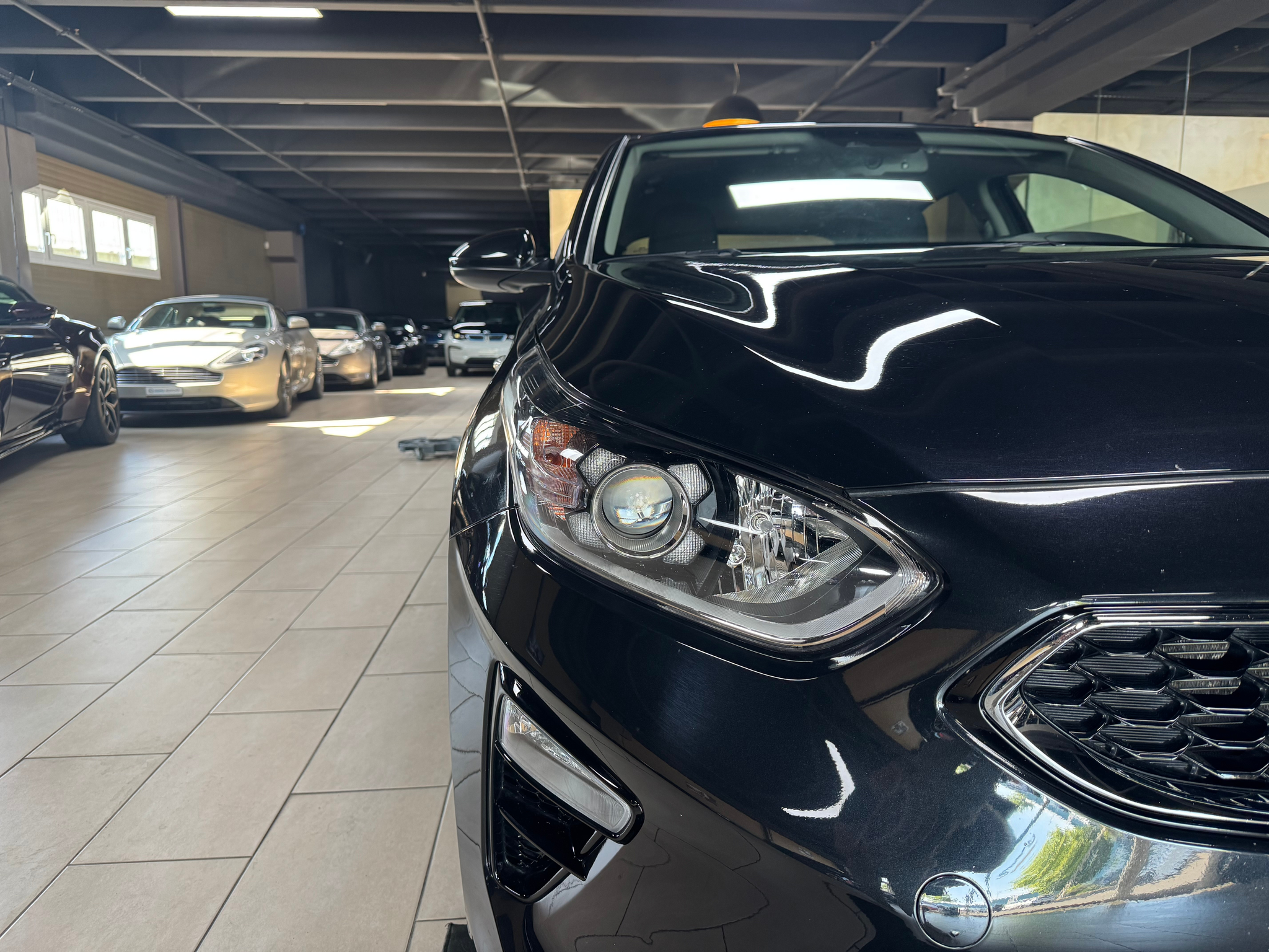 listing desktop thumbnail image 7