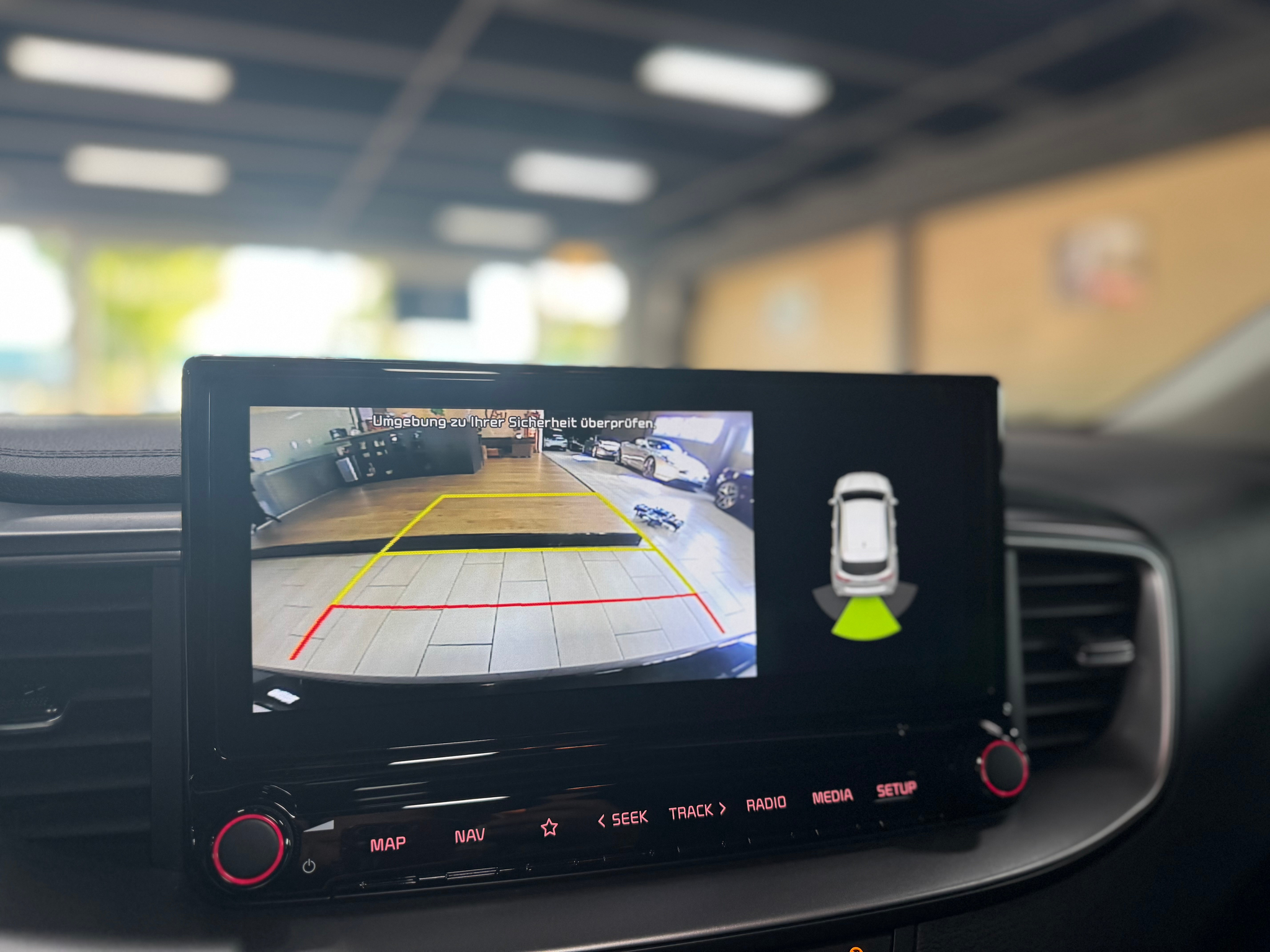 listing desktop thumbnail image 21