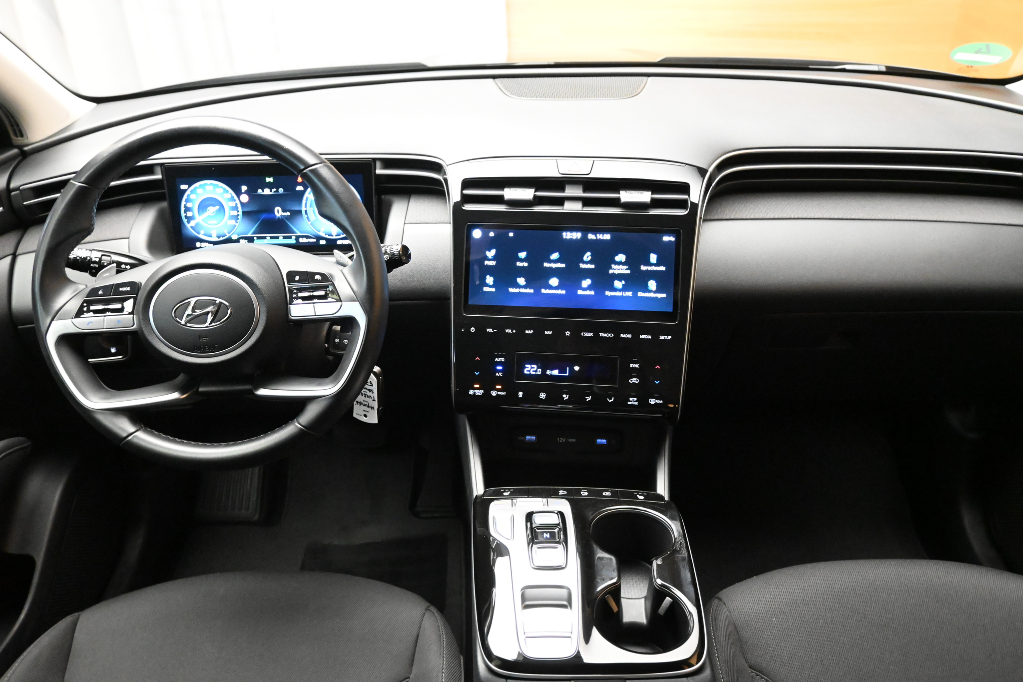 listing desktop thumbnail image 7