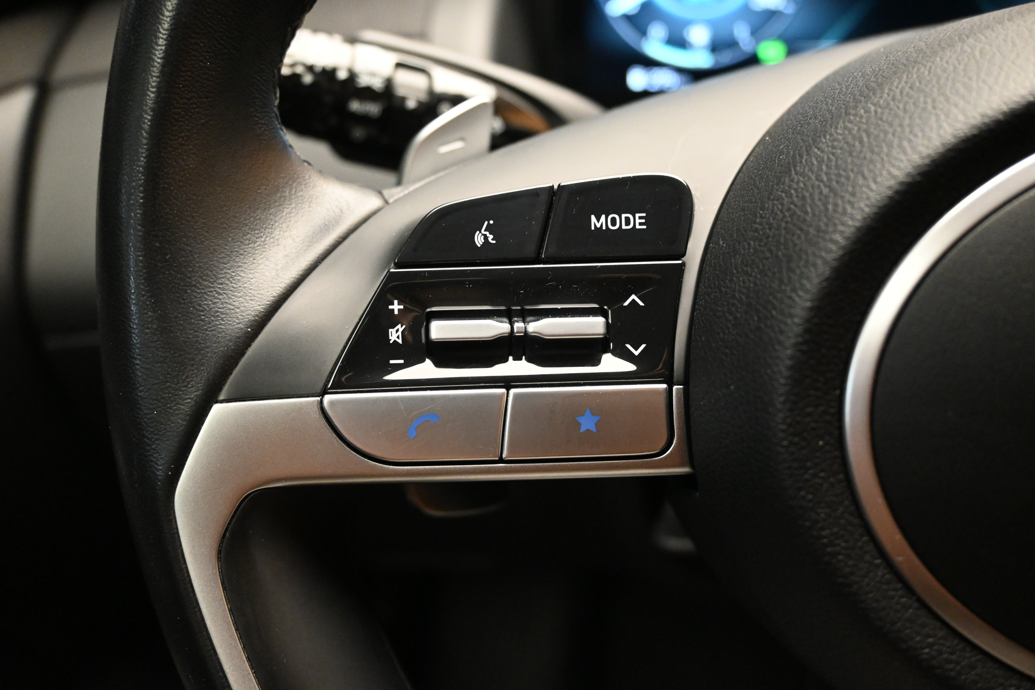 listing desktop thumbnail image 15