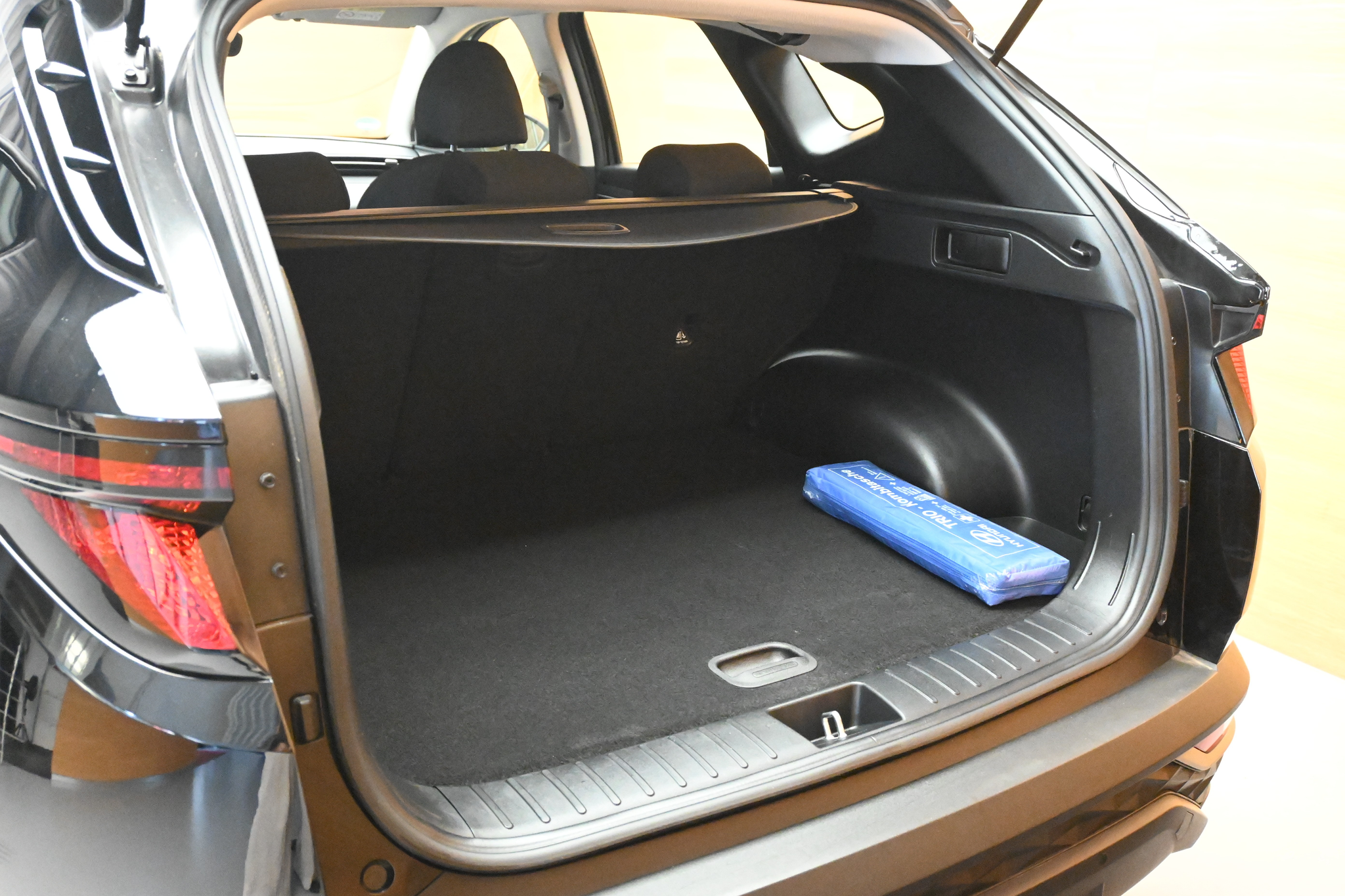 listing desktop thumbnail image 23