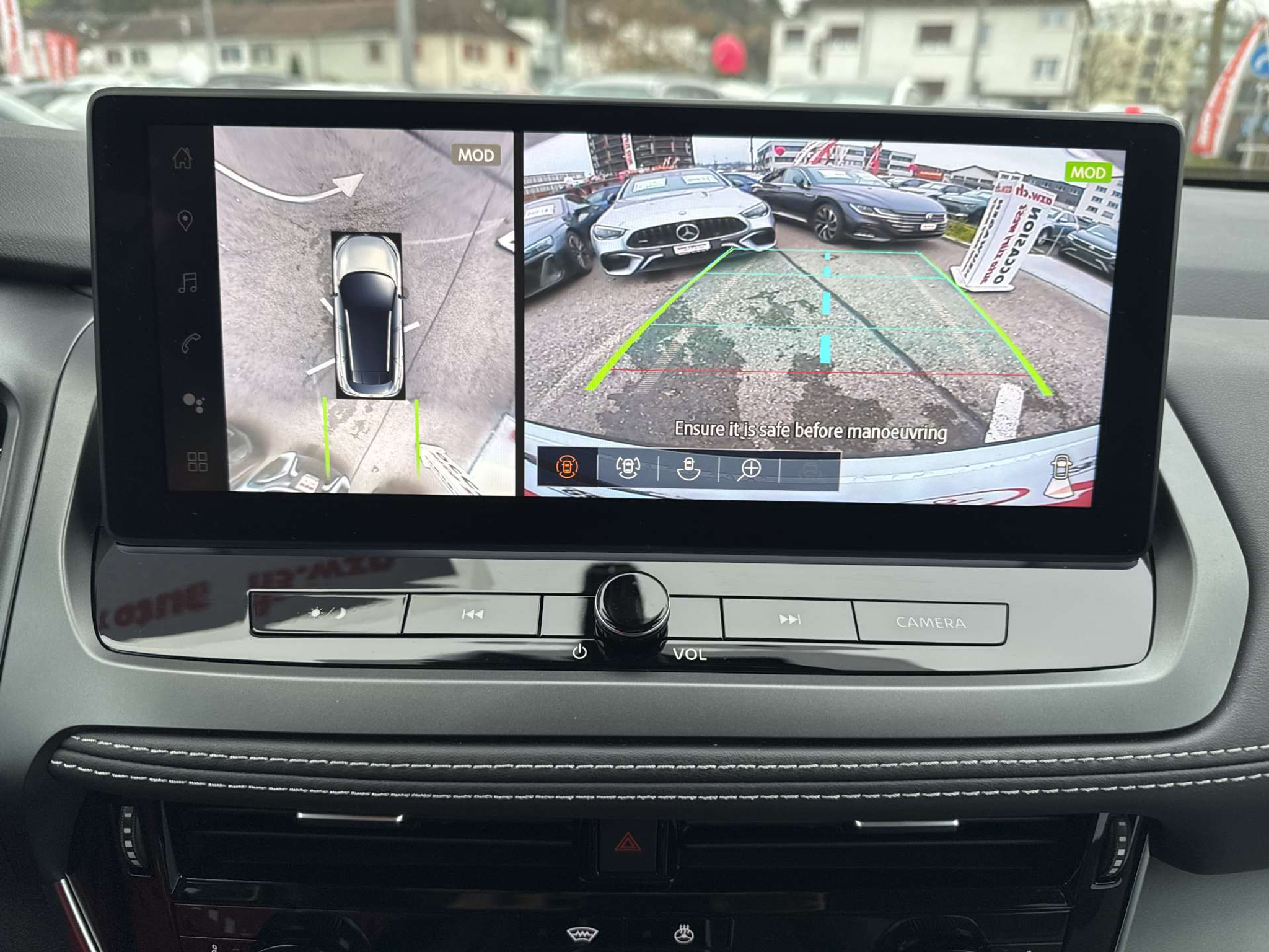 listing desktop thumbnail image 9