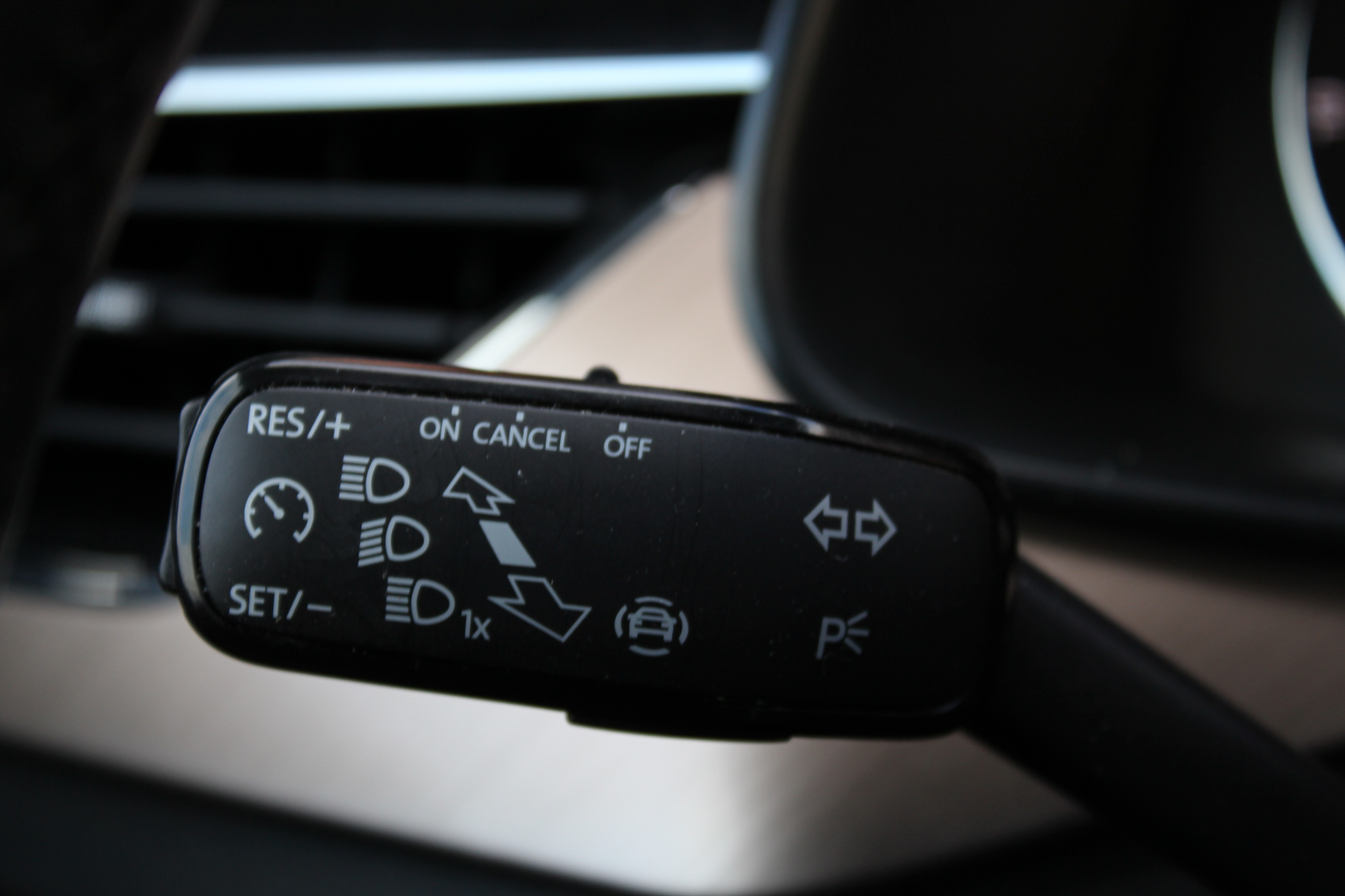 listing desktop thumbnail image 10