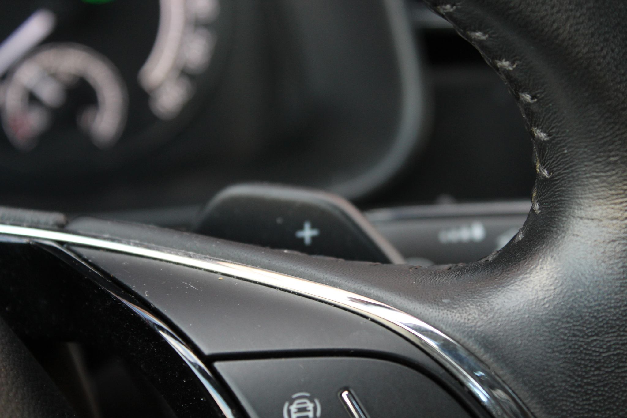 listing desktop thumbnail image 11