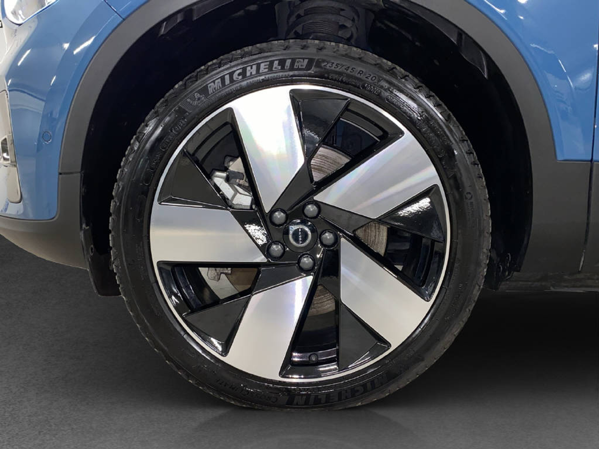 listing desktop thumbnail image 14