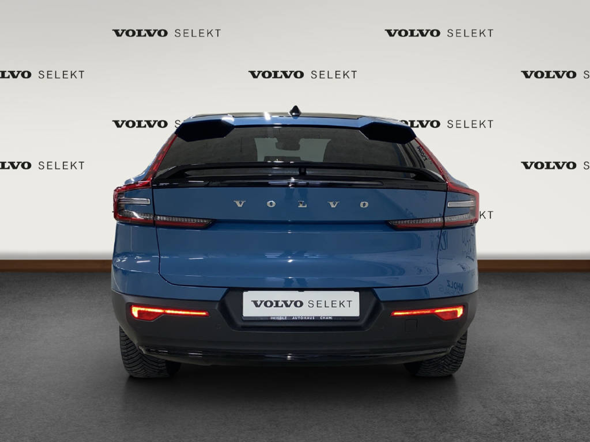 listing desktop thumbnail image 3