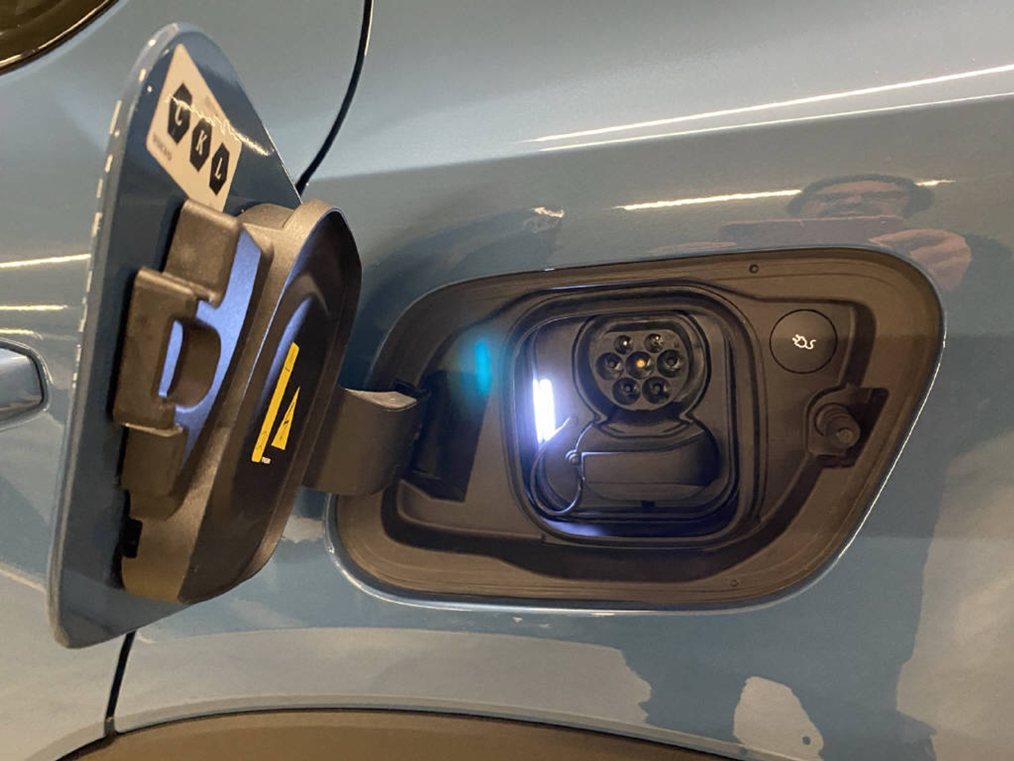 listing desktop thumbnail image 17