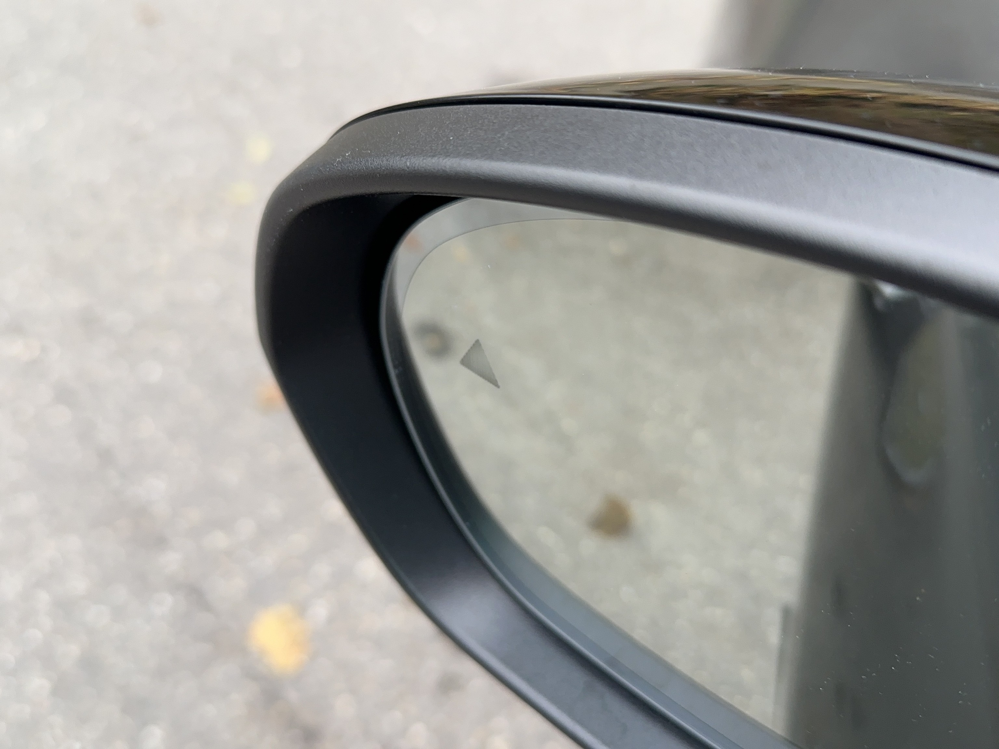 listing desktop thumbnail image 16