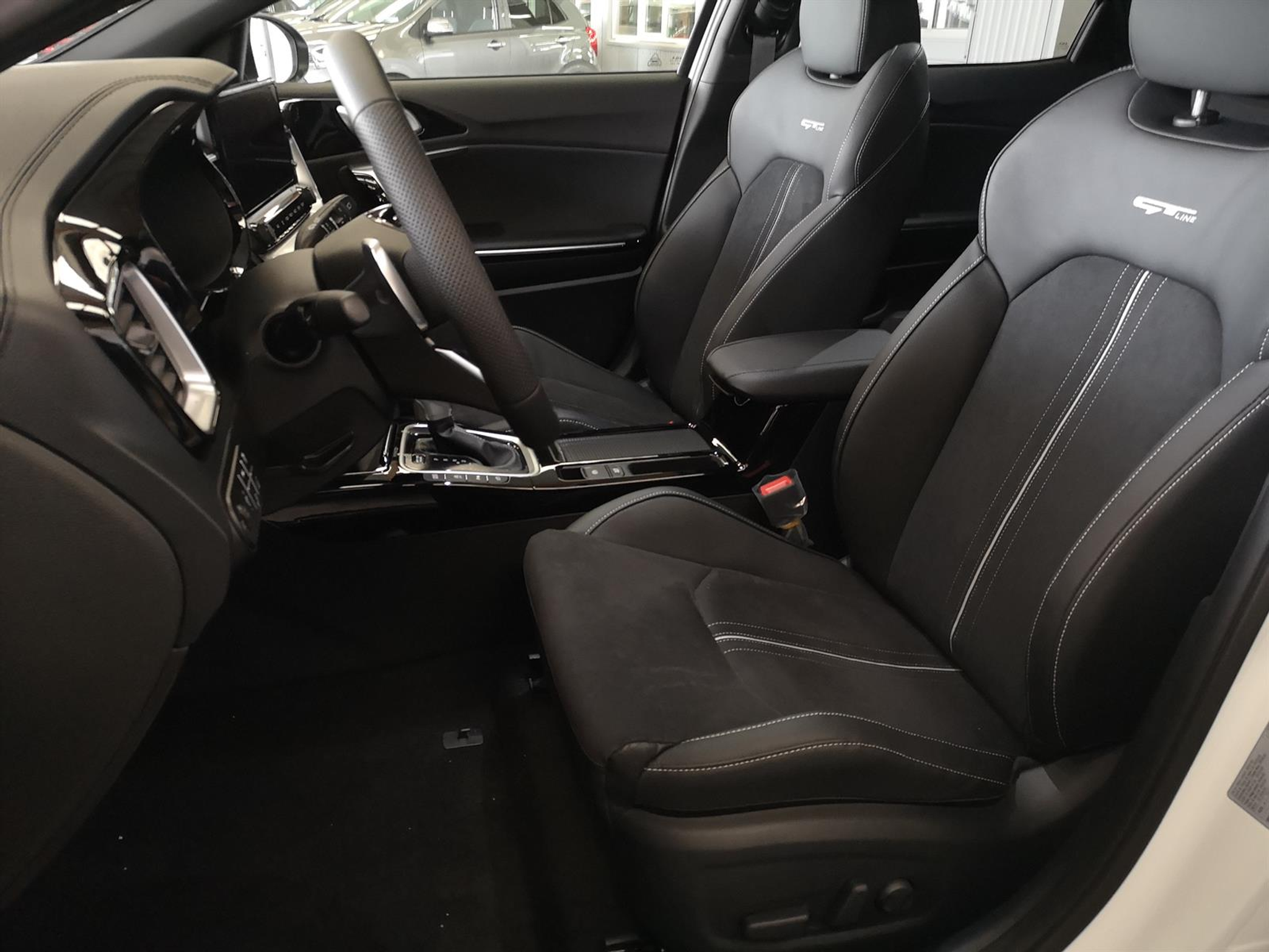 listing desktop thumbnail image 7