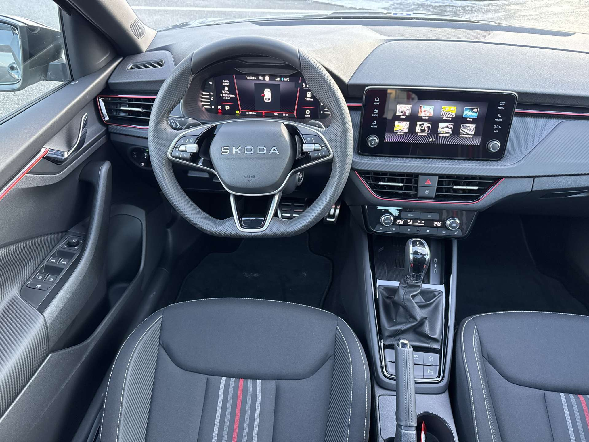 listing desktop thumbnail image 4