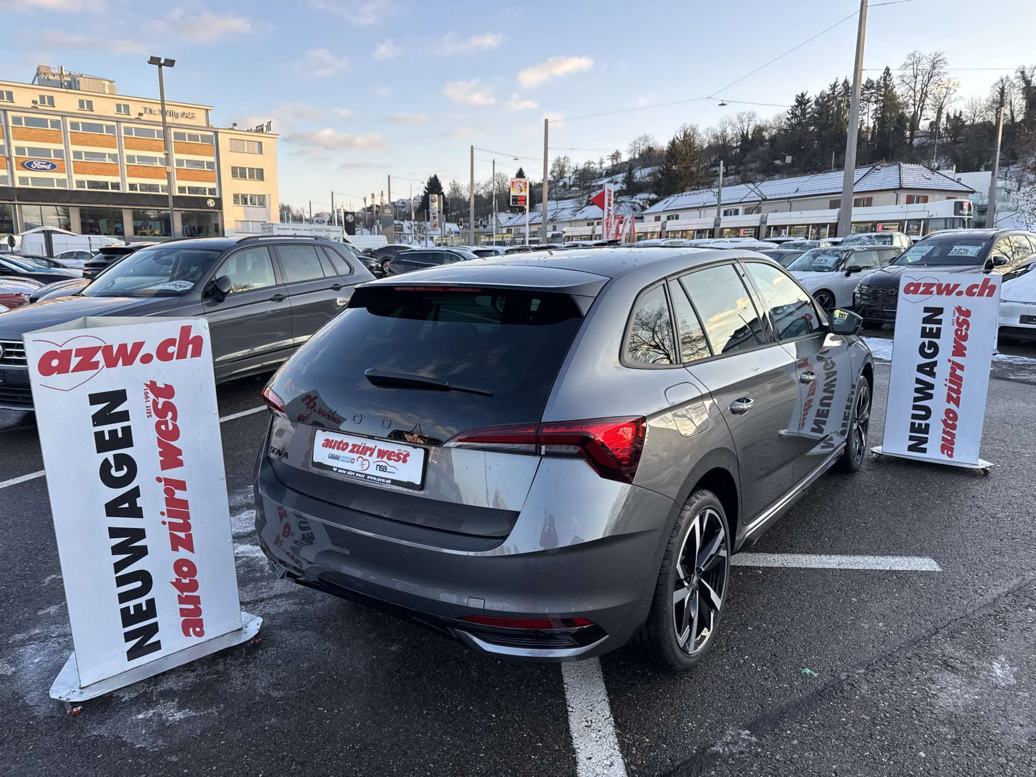 listing desktop thumbnail image 2