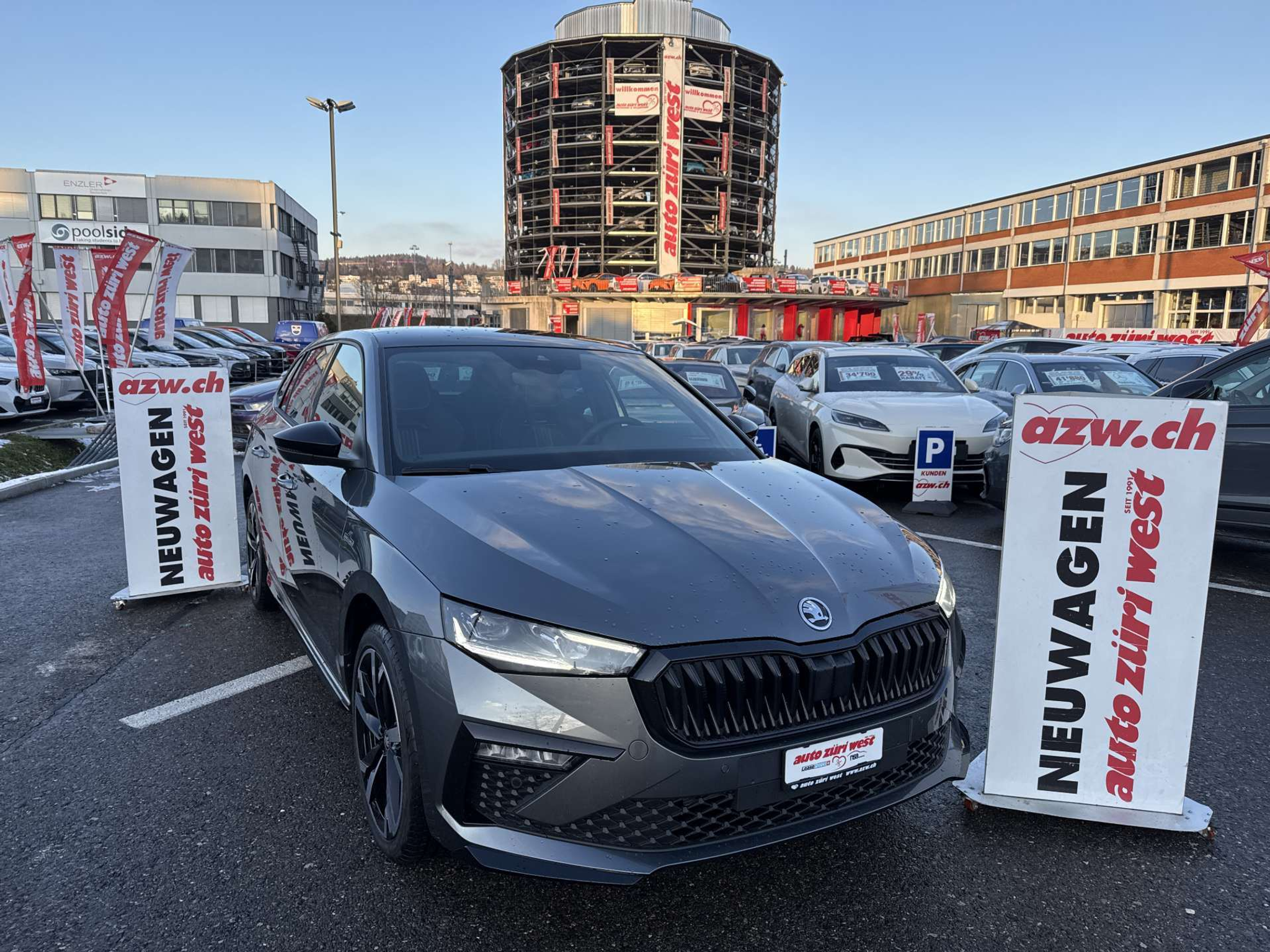 listing desktop thumbnail image 0