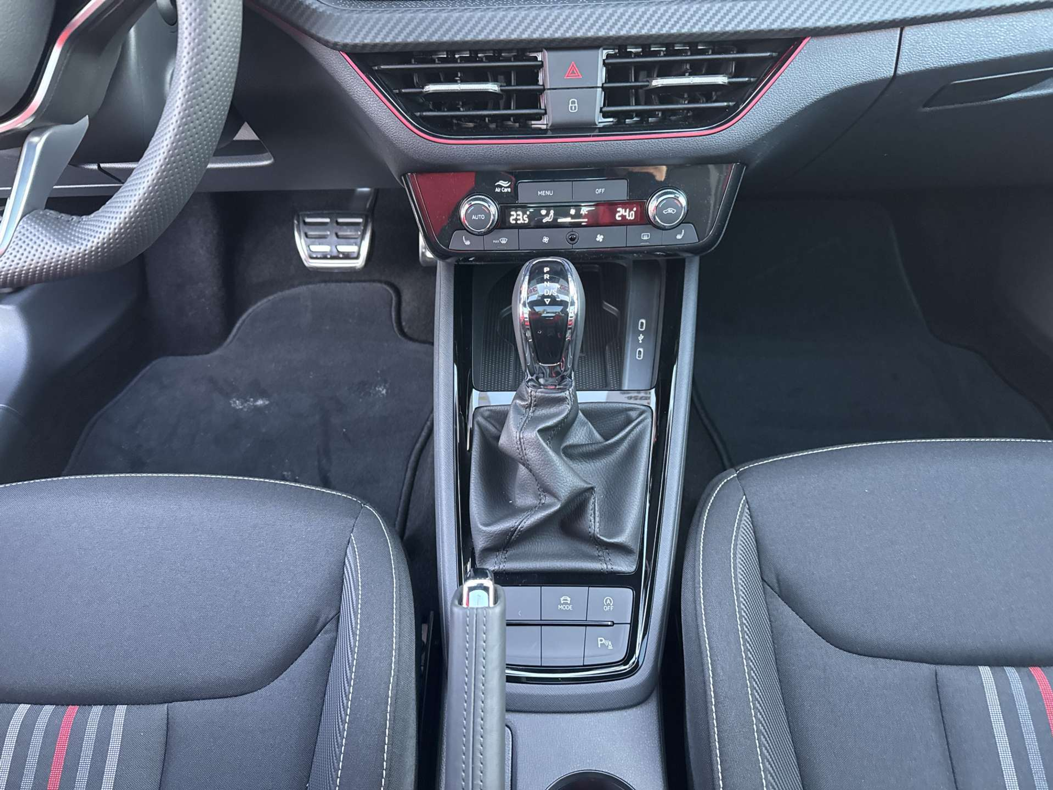 listing desktop thumbnail image 11