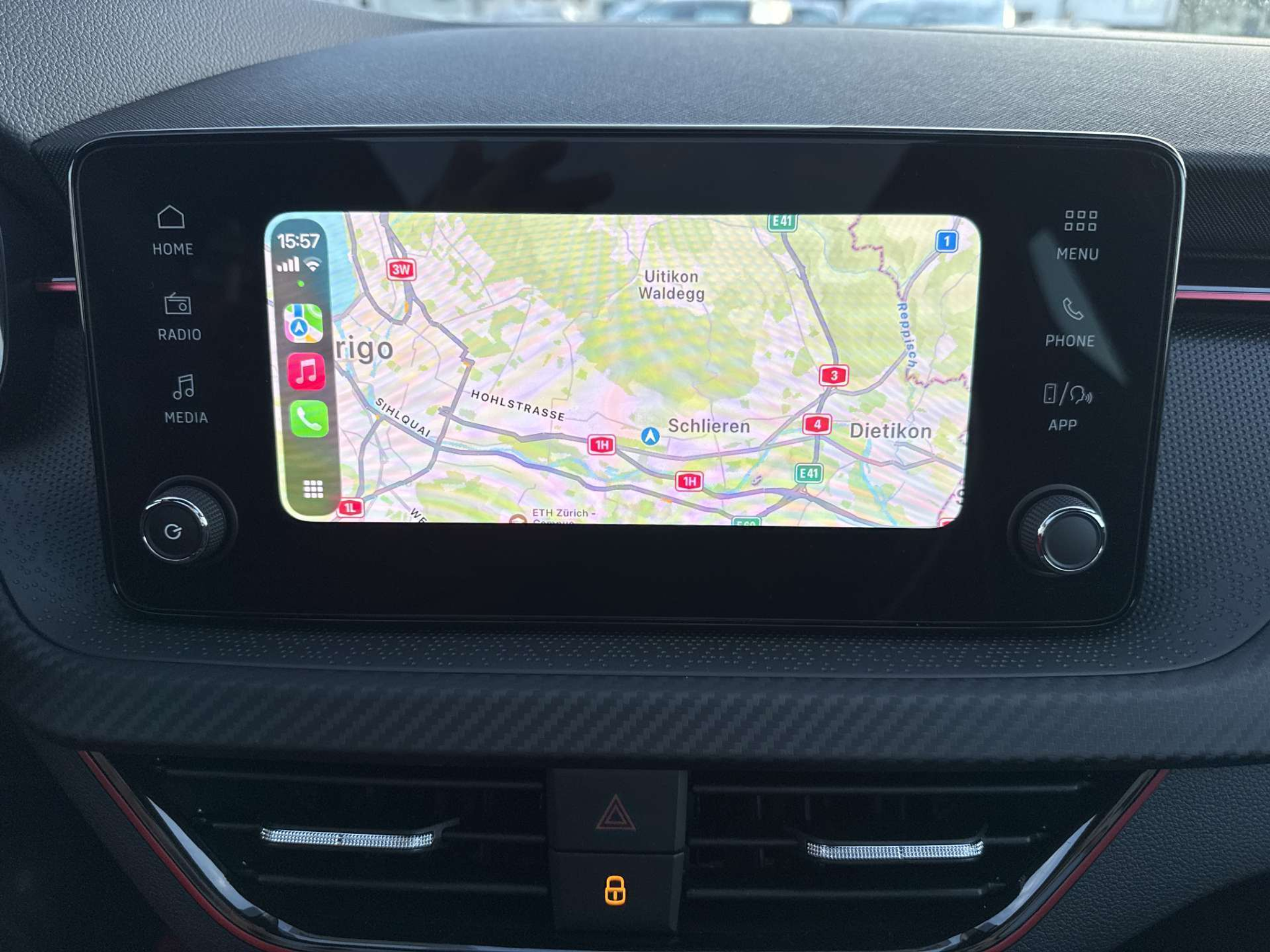 listing desktop thumbnail image 1