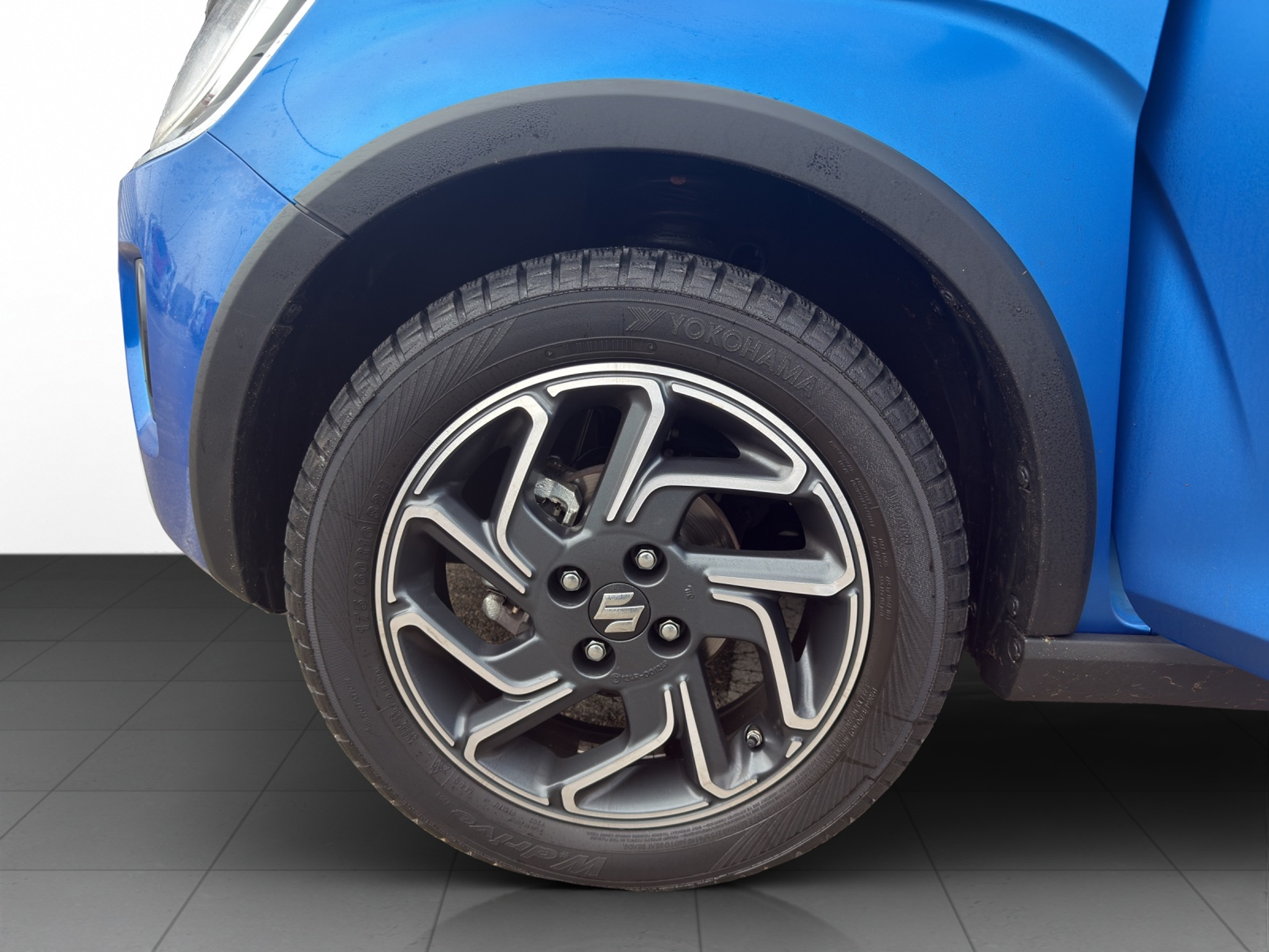 listing desktop thumbnail image 5