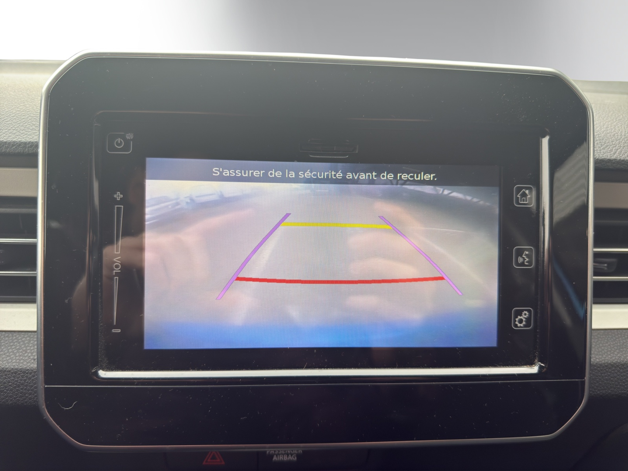 listing desktop thumbnail image 12