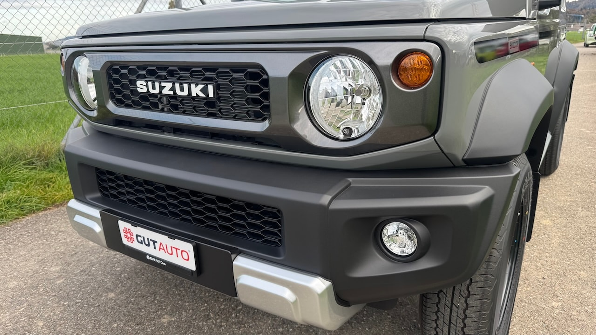 listing desktop thumbnail image 8