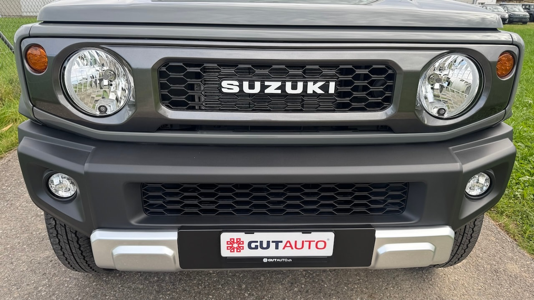 listing desktop thumbnail image 9