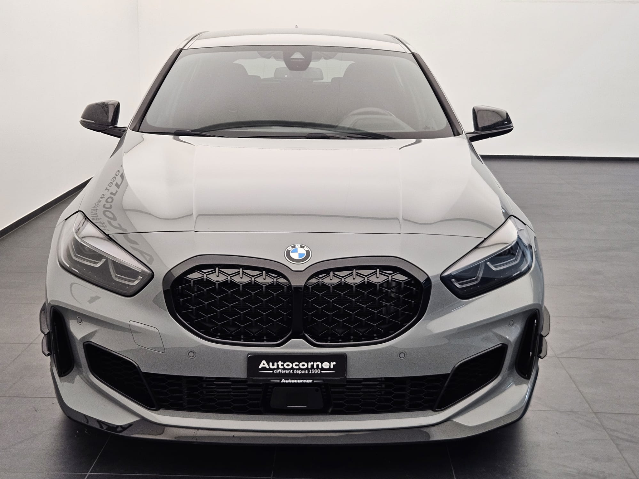 listing desktop thumbnail image 3