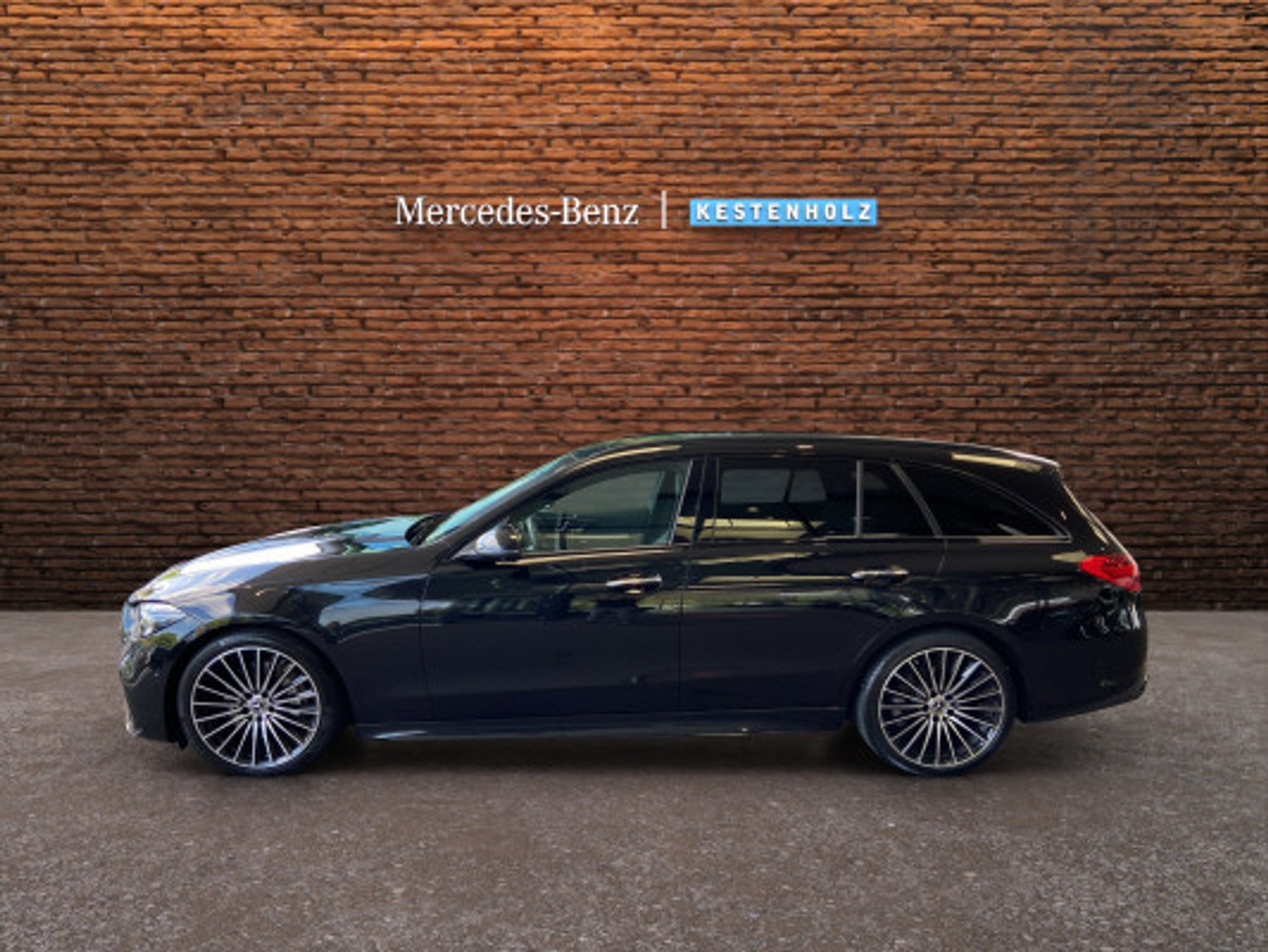 listing desktop thumbnail image 3