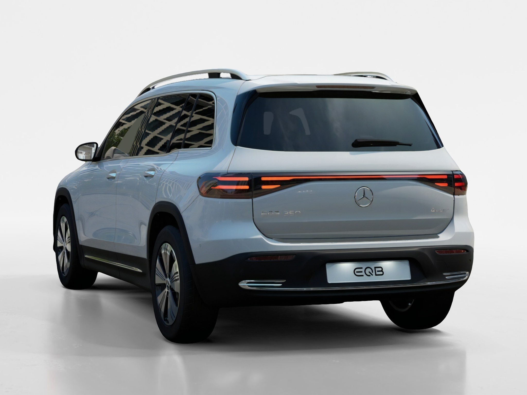 listing desktop thumbnail image 3